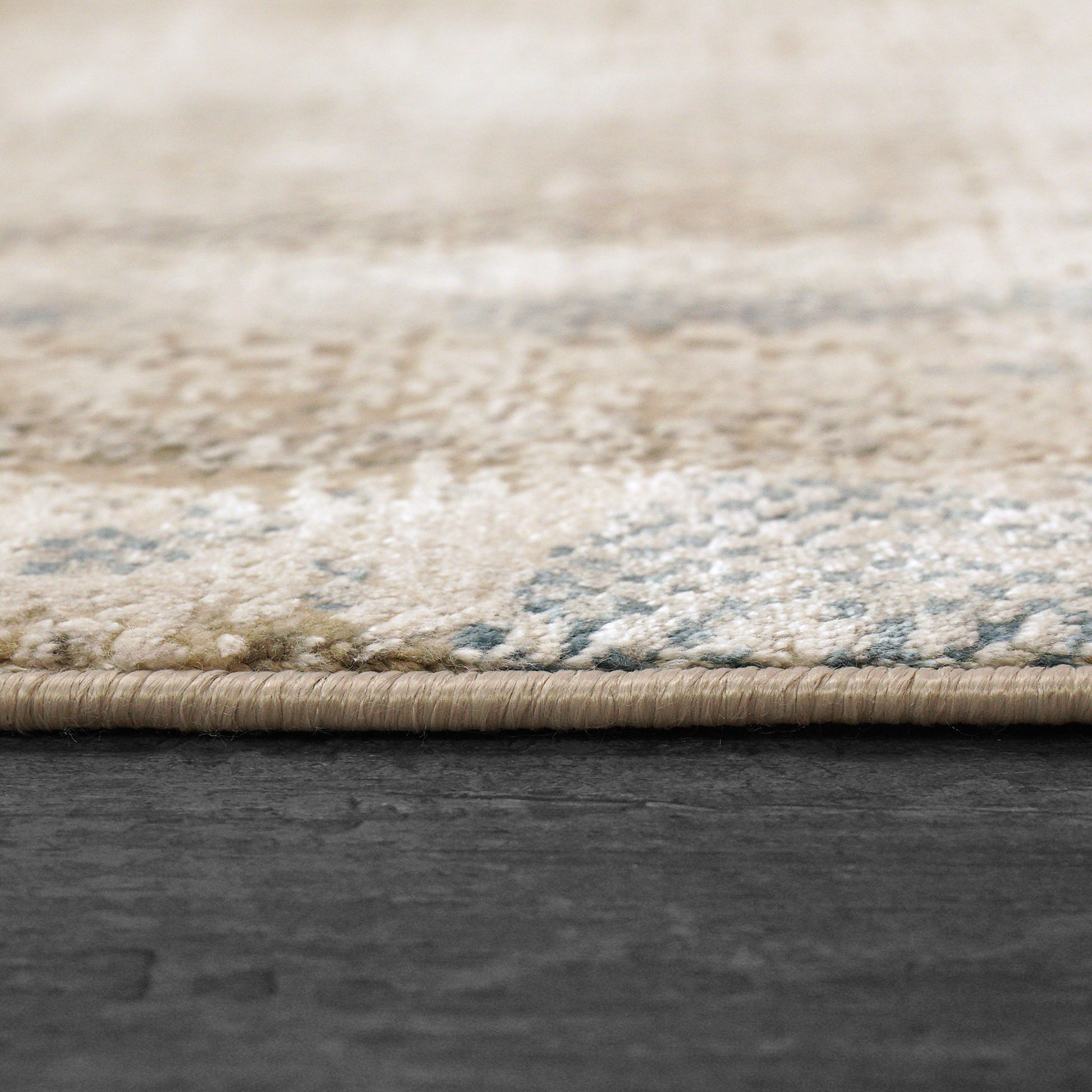 Ruby Modern Ivory/Blue Abstract Medium Pile Rug