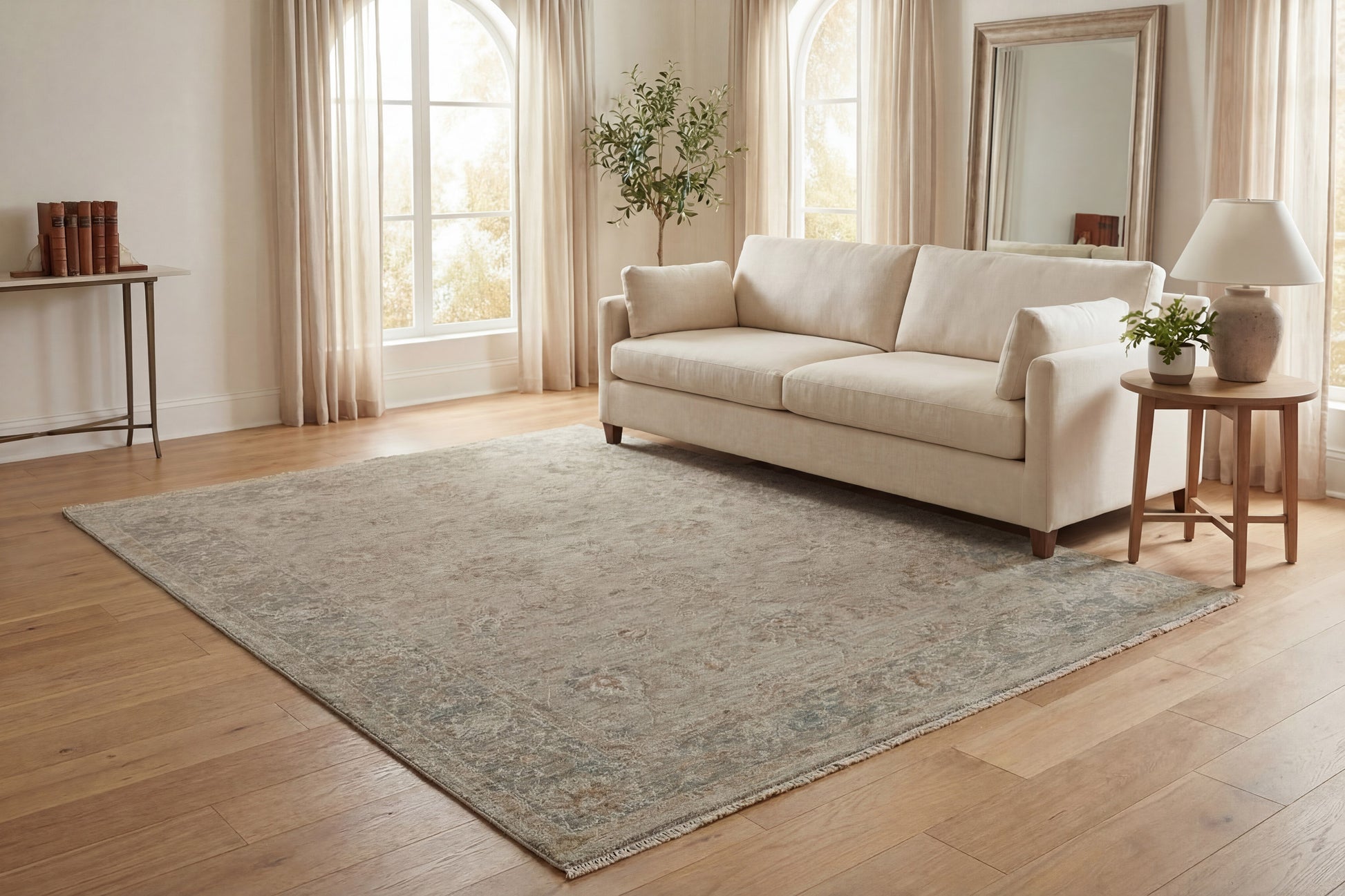 Solace Traditional Beige/Cream/Grey Floral Medium Pile Rug