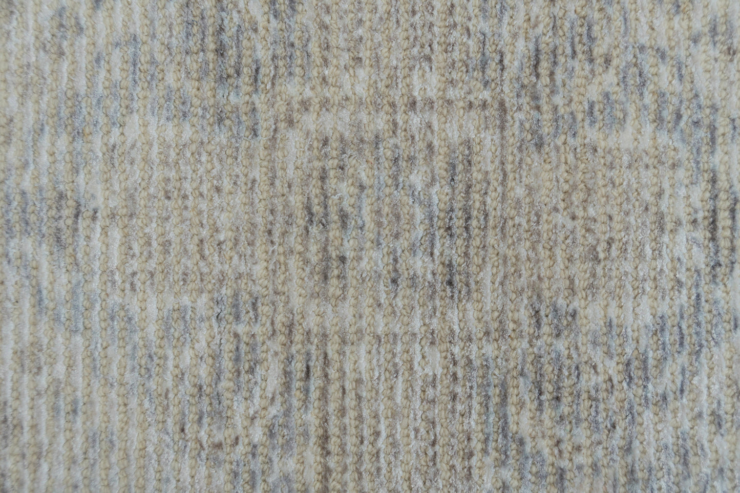 Stefano Traditional Ivory/Beige/Grey Medallion Medium Pile Rug