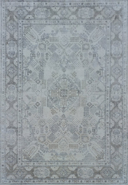 Stefano Traditional Ivory/Beige/Grey Medallion Medium Pile Rug