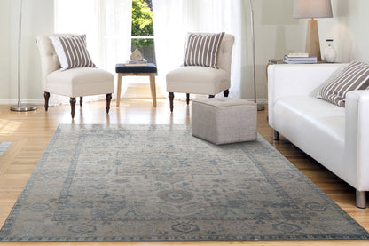 Stefano Traditional Beige/Navy Medallion Medium Pile Rug