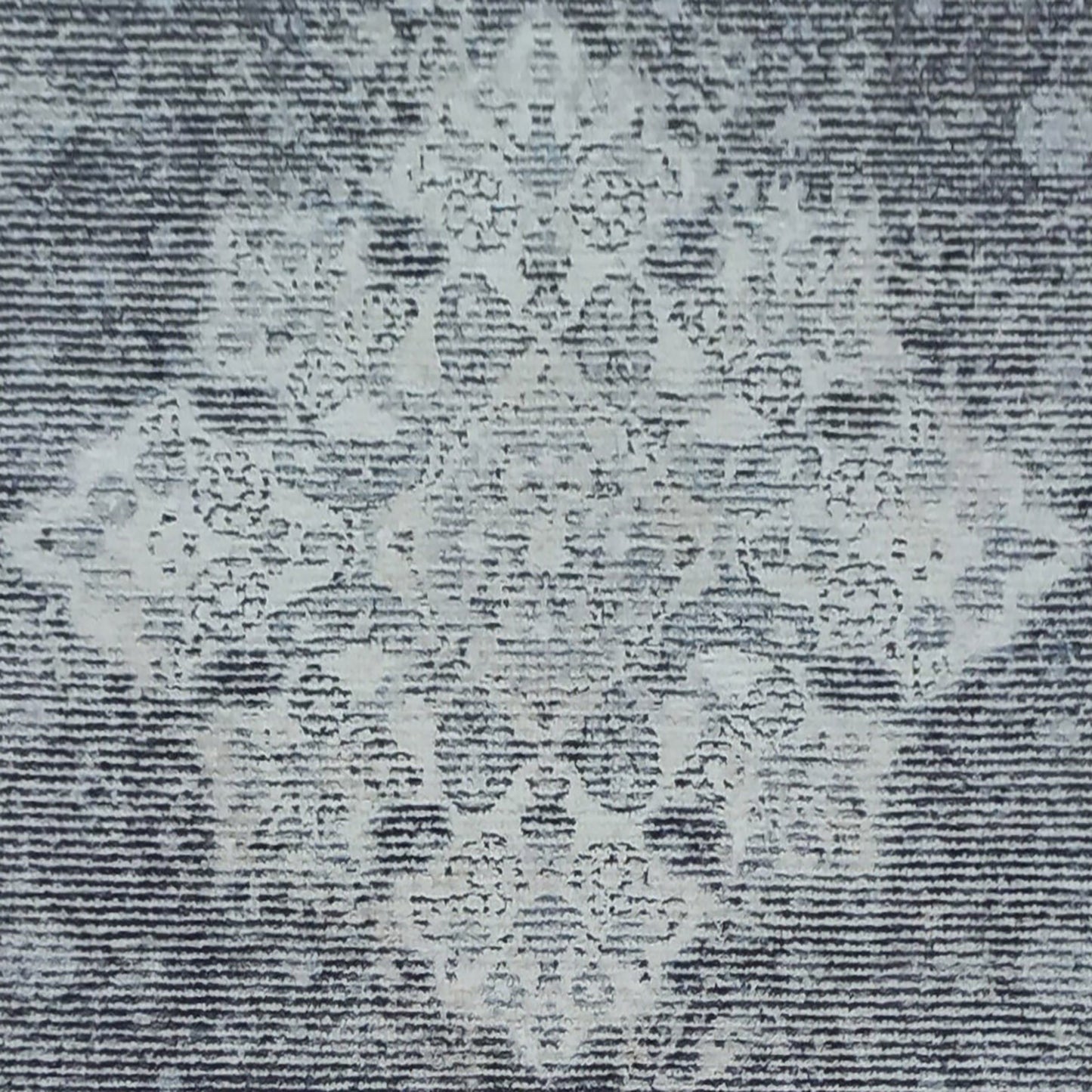 Stefano Traditional Ivory/Grey Medallion Medium Pile Rug