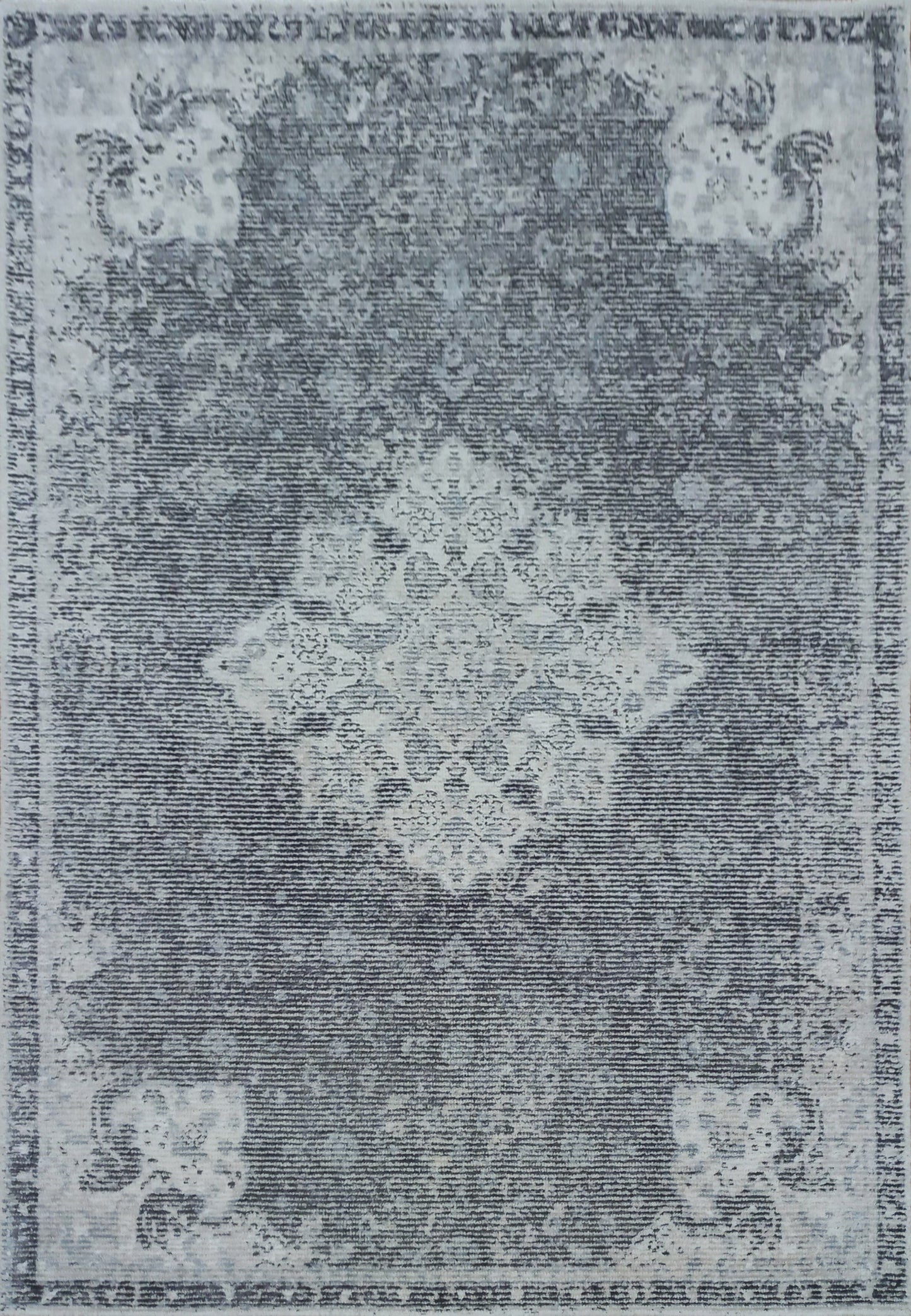 Stefano Traditional Ivory/Grey Medallion Medium Pile Rug