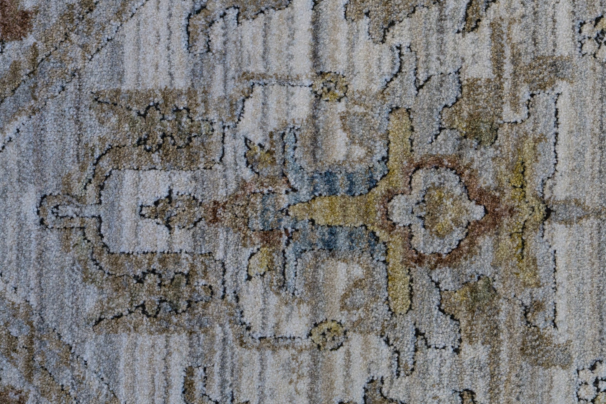 Trevi Transitional Grey/Cream Medallion Medium Pile Rug