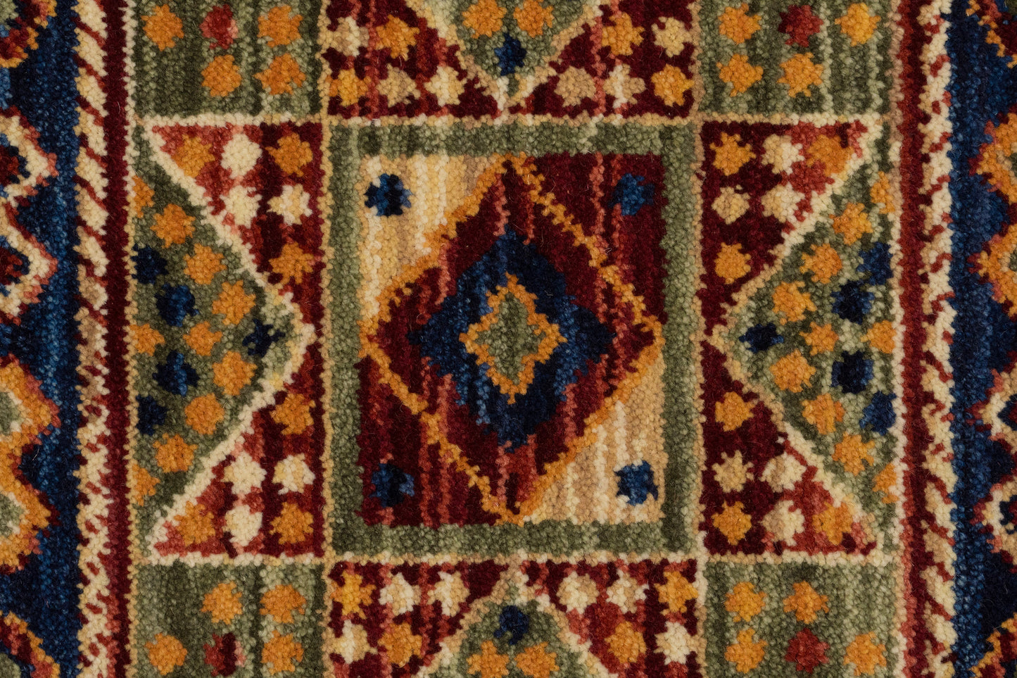 Wade Transitional Red/Multi Southwestern Medium Pile Rug