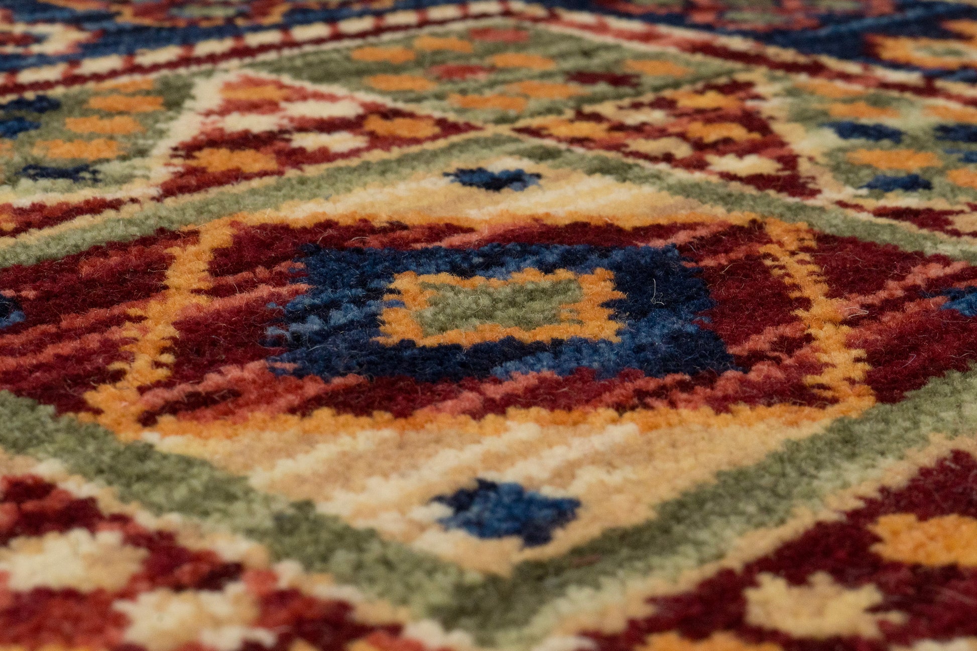 Wade Transitional Red/Multi Southwestern Medium Pile Rug