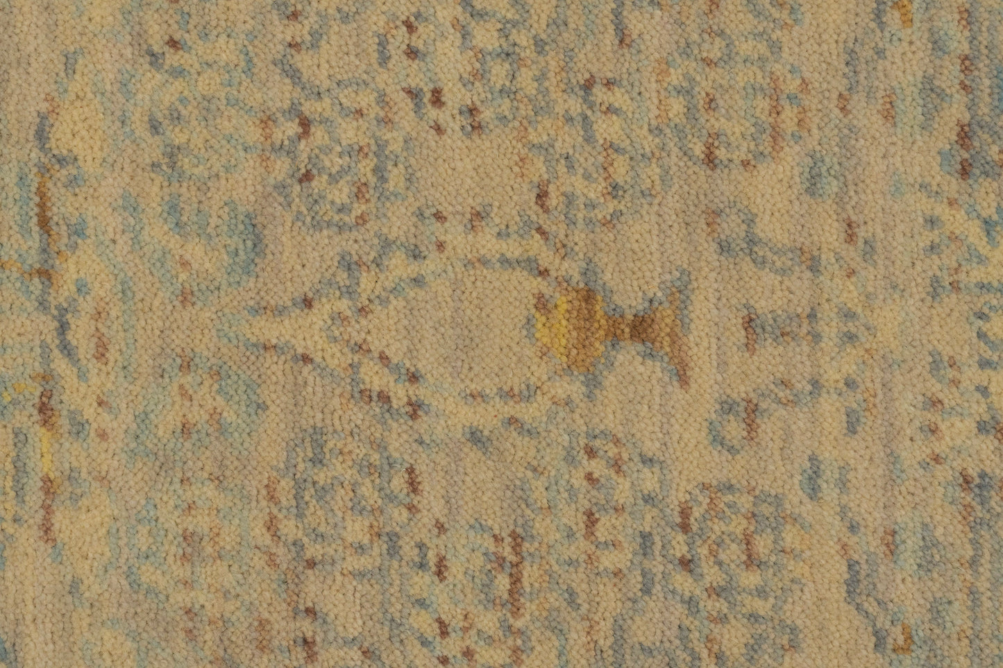 Wade Traditional Beige/Grey/Multi Floral Medium Pile Rug