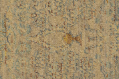 Wade Traditional Beige/Grey/Multi Floral Medium Pile Rug