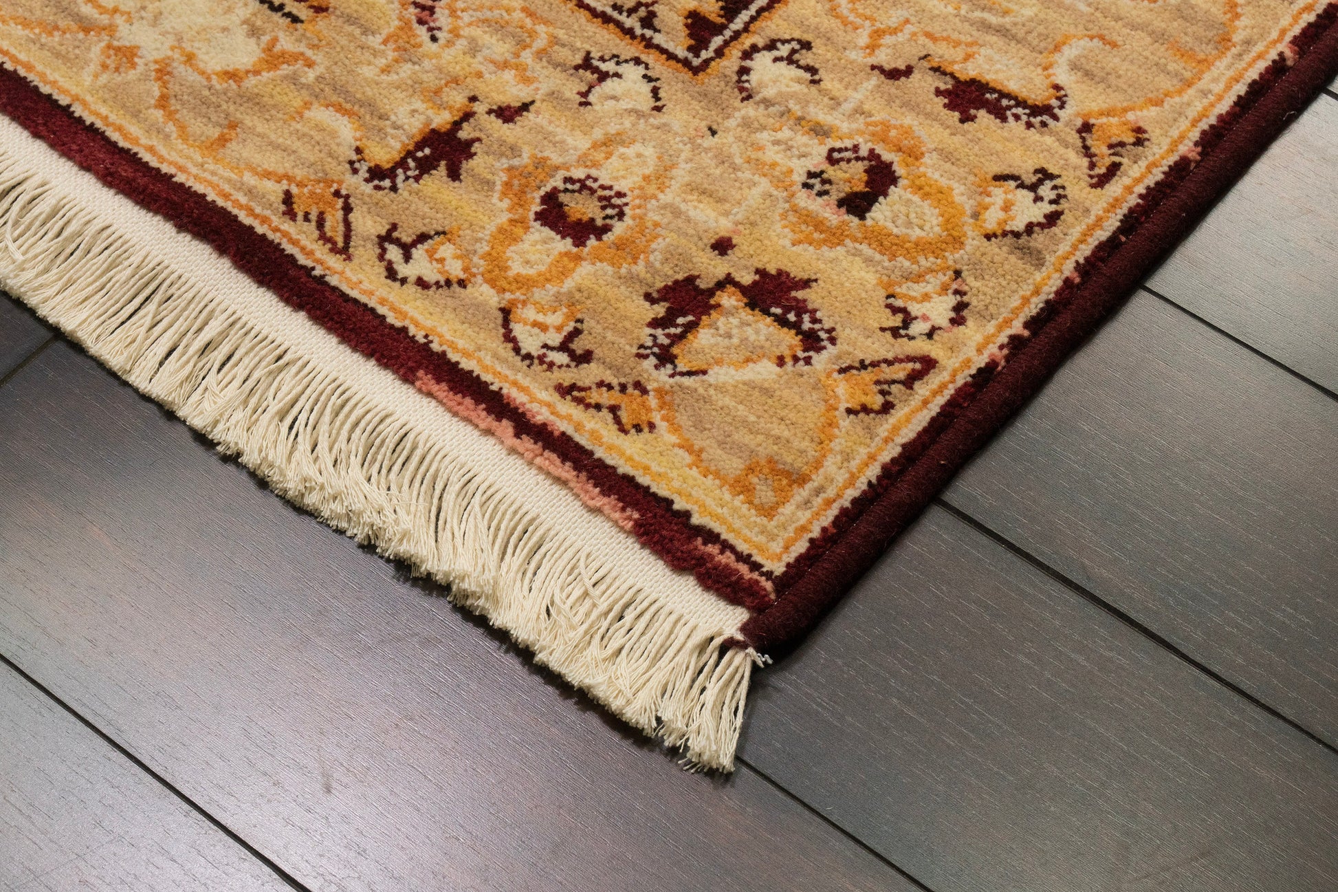 Wade Traditional Red/Beige/Multi Floral Medium Pile Rug
