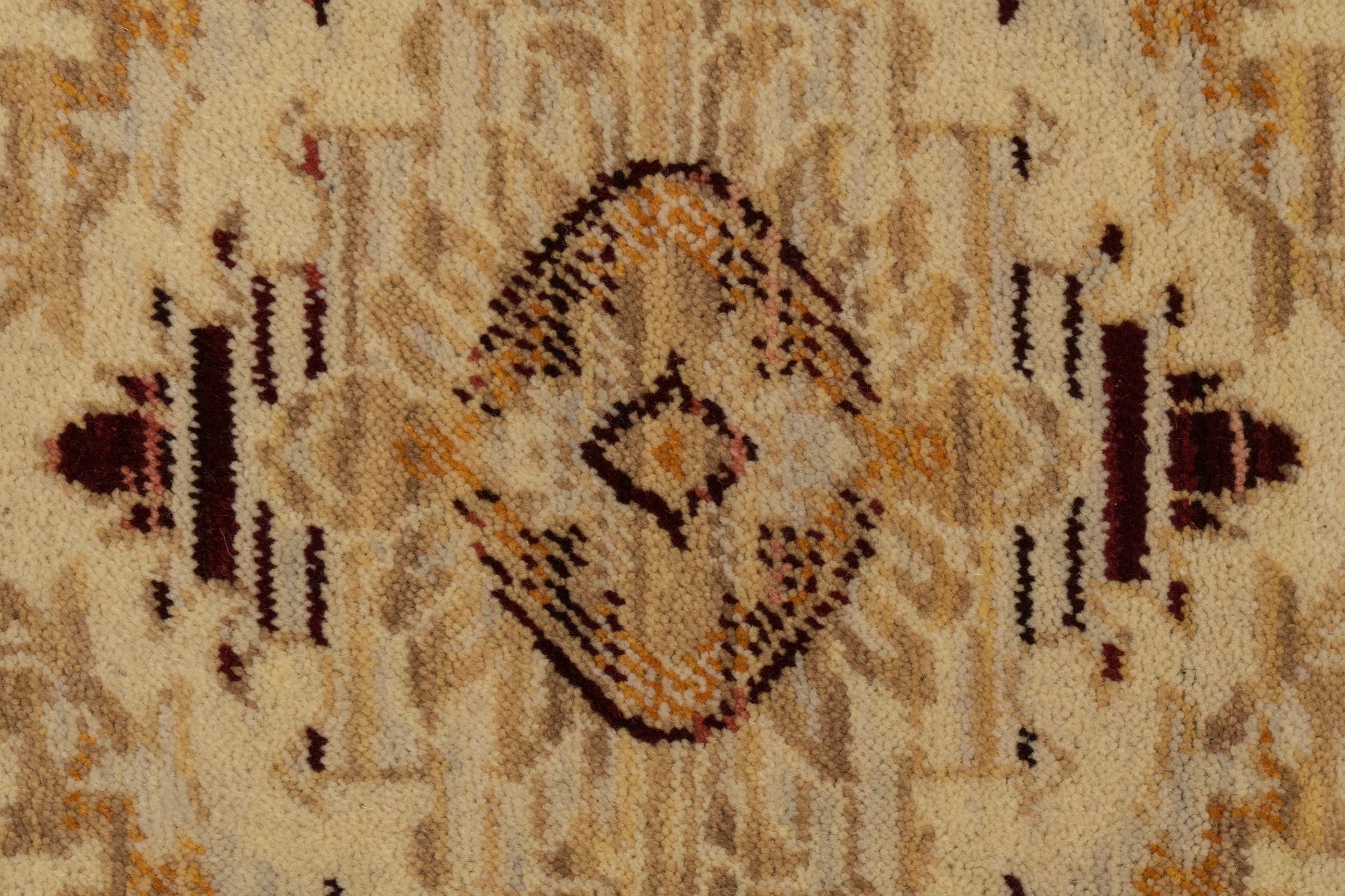 Wade Traditional Red/Beige/Multi Floral Medium Pile Rug
