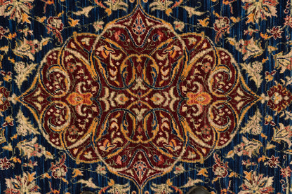 Wade Traditional Navy/Red/Multi Medallion Medium Pile Rug