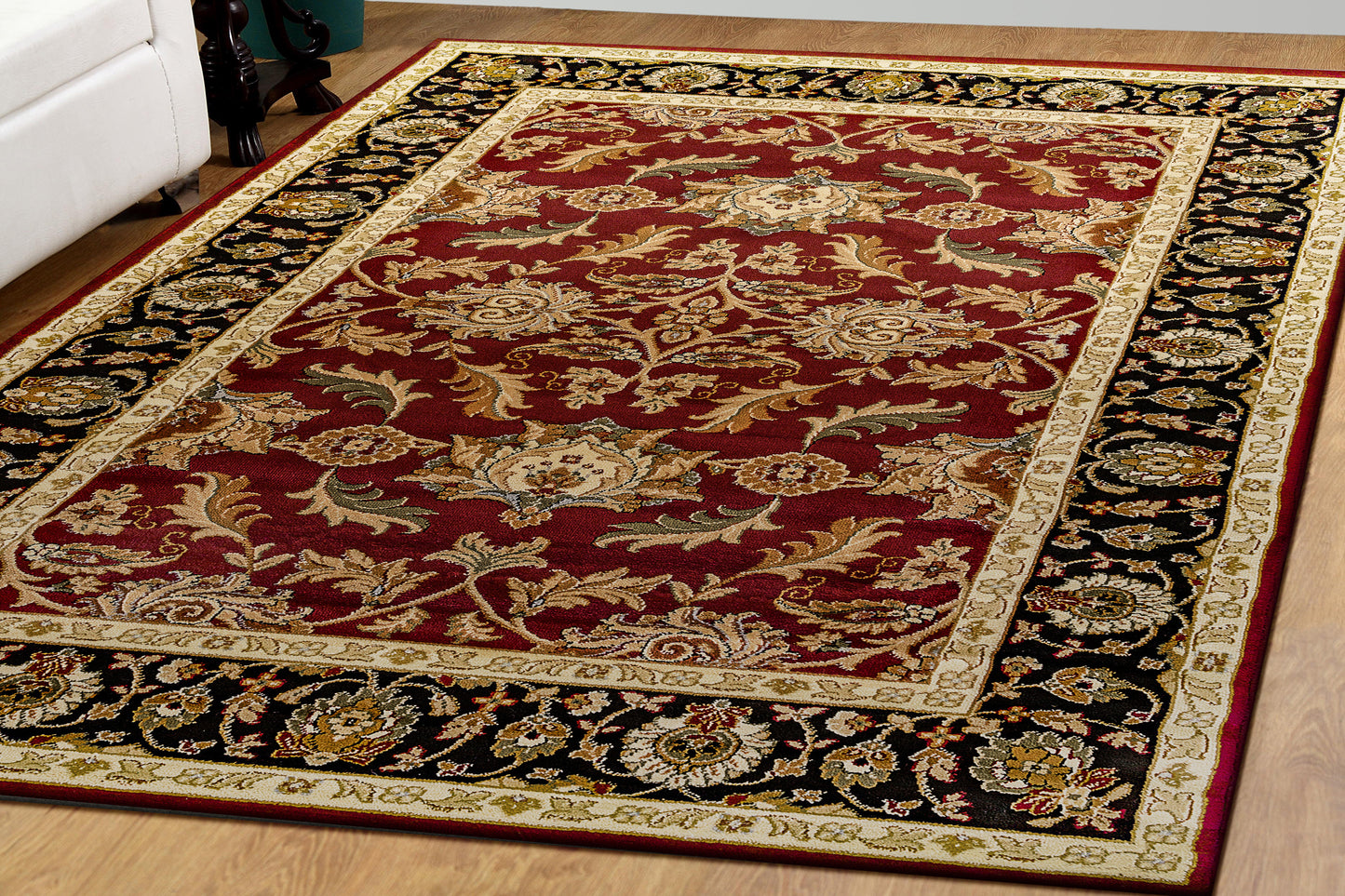 Yazd Traditional Red Classic Medium Pile Rug