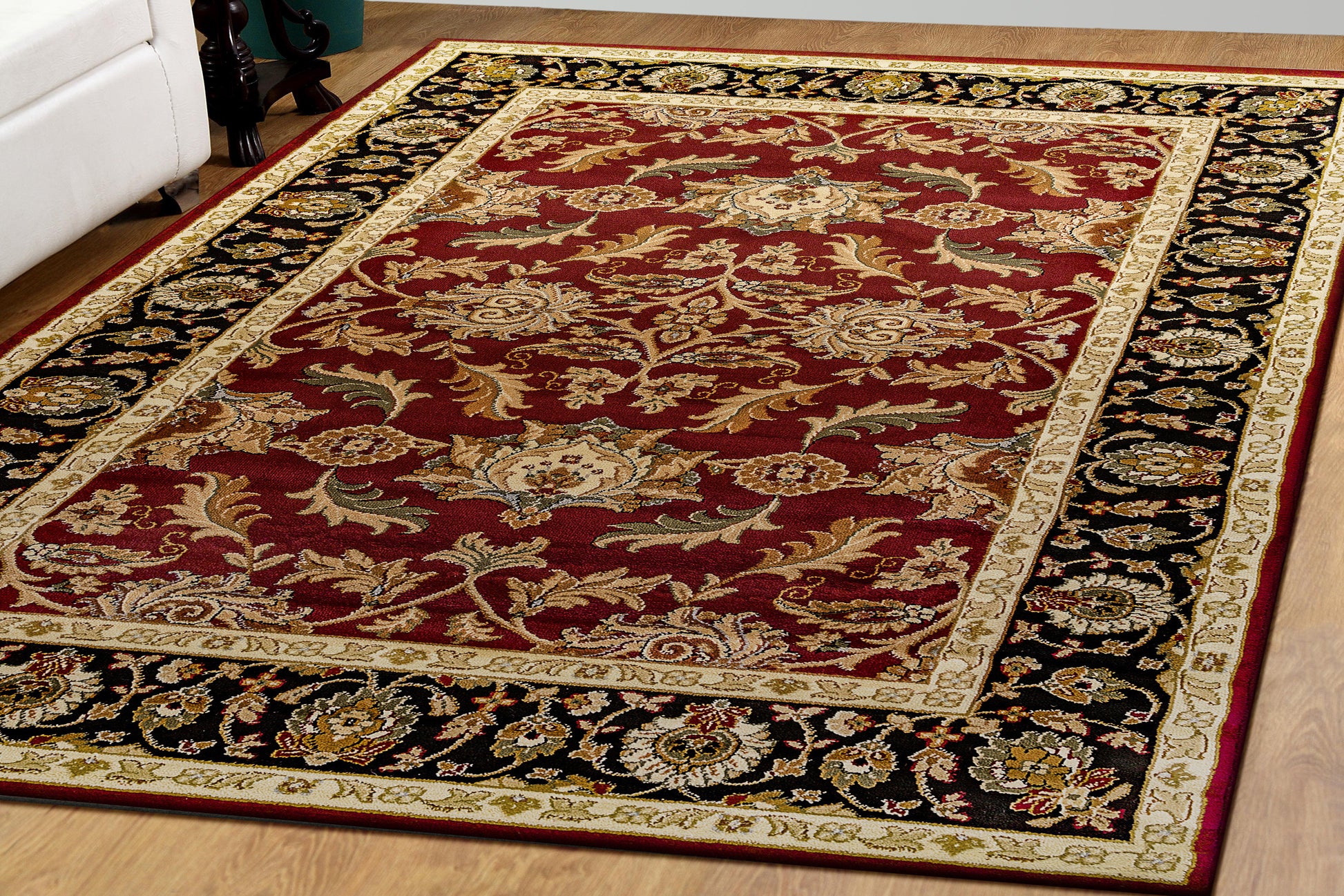 Yazd Traditional Red Classic Medium Pile Rug