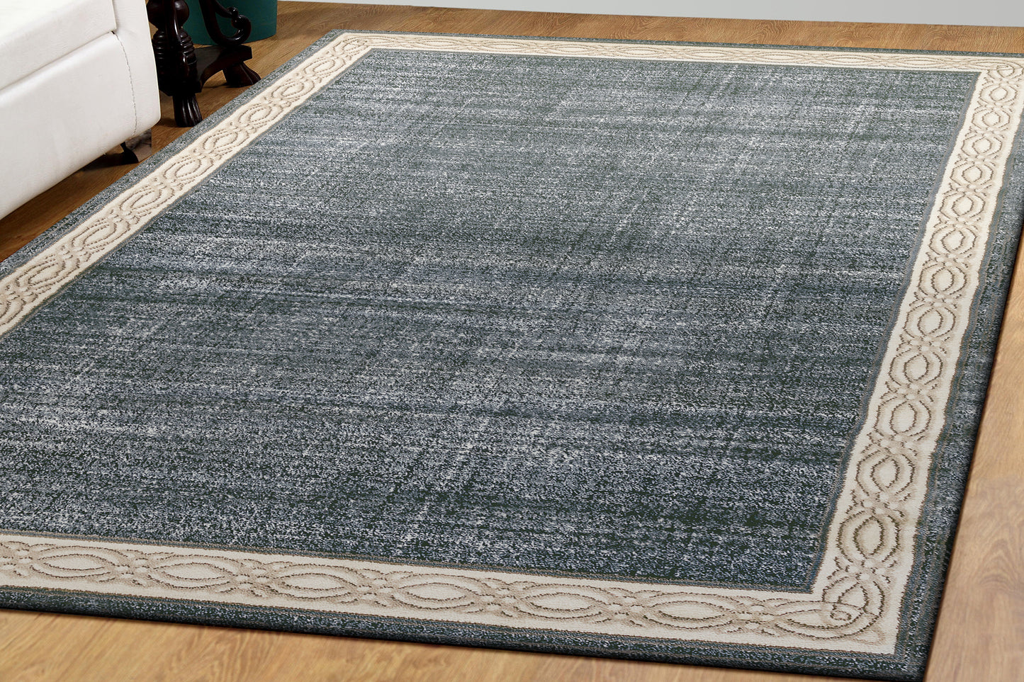 Yazd Traditional Blue/Grey Classic Medium Pile Rug