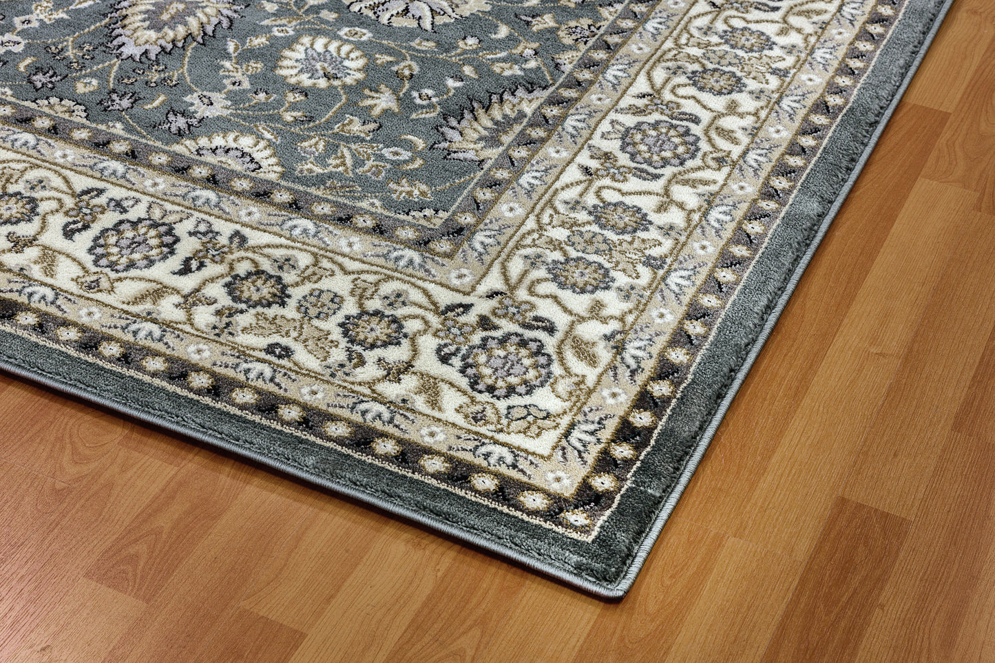 Yazd Traditional Grey/Ivory Classic Medium Pile Rug