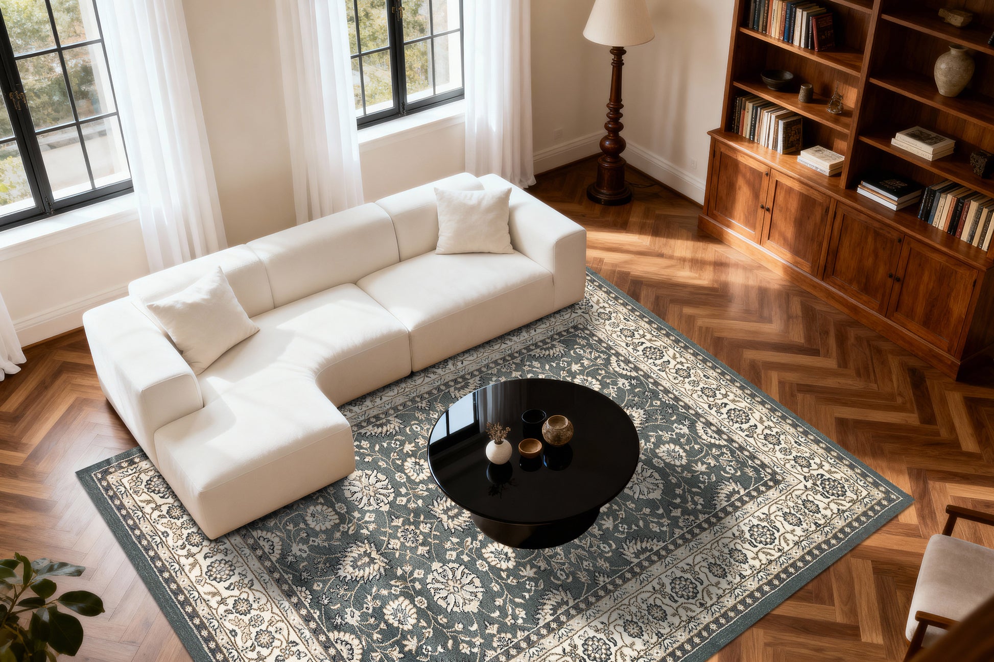 Yazd Traditional Grey/Ivory Classic Medium Pile Rug
