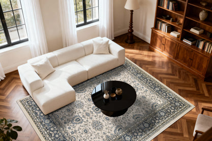 Yazd Traditional Ivory/Grey Classic Medium Pile Rug