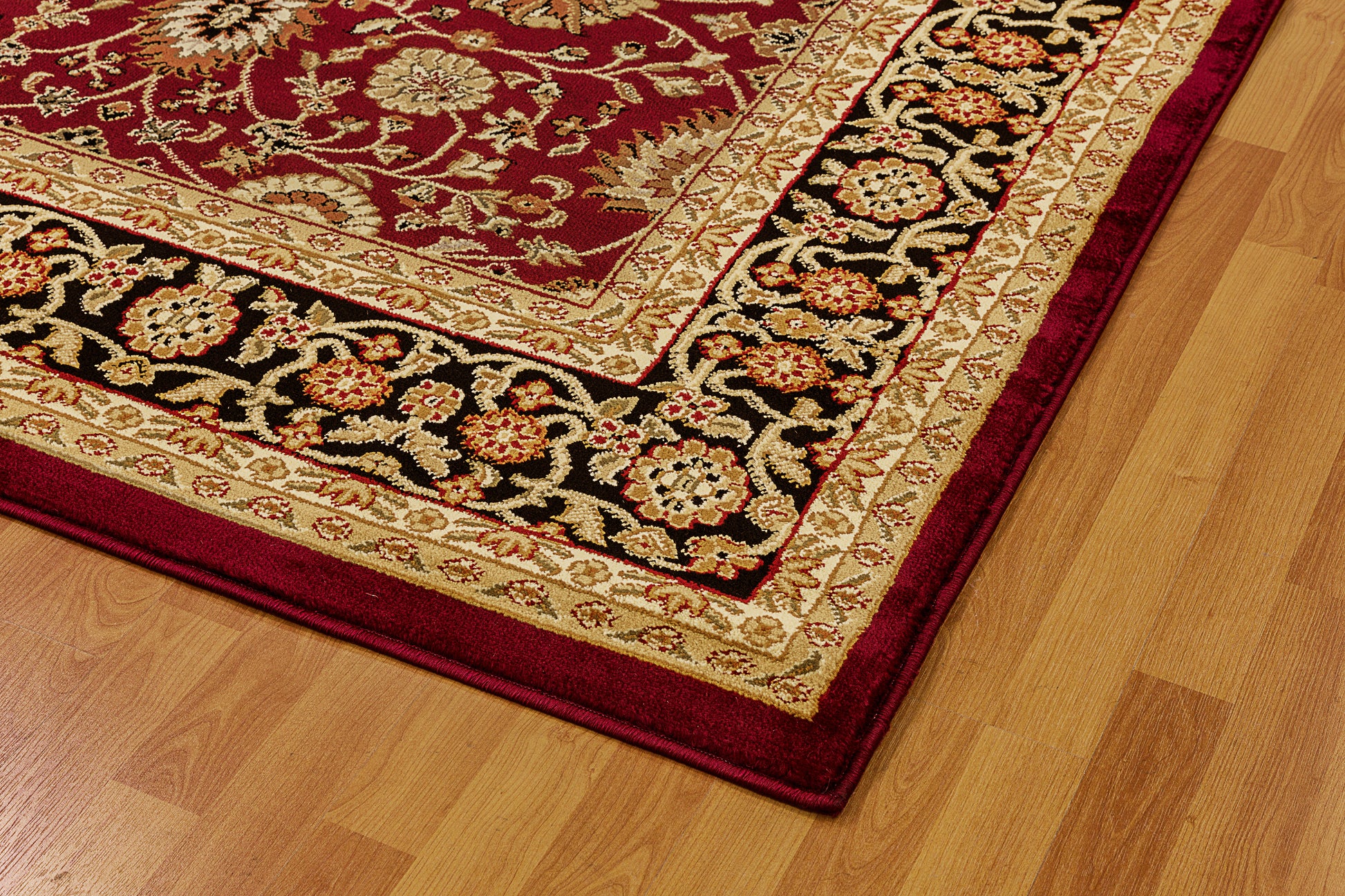 Yazd Traditional Red/Black Classic Medium Pile Rug