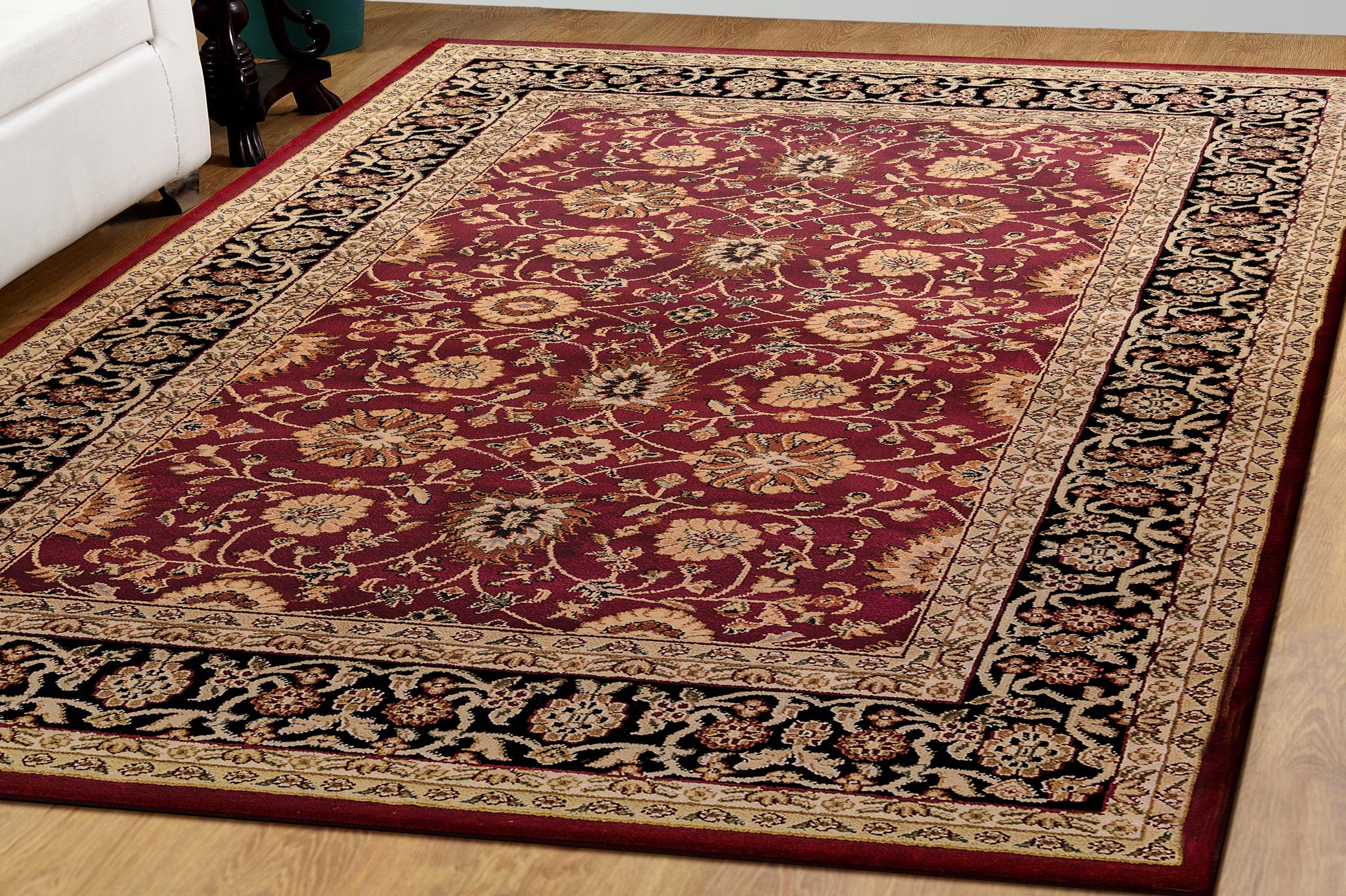 Yazd Traditional Red/Black Classic Medium Pile Rug