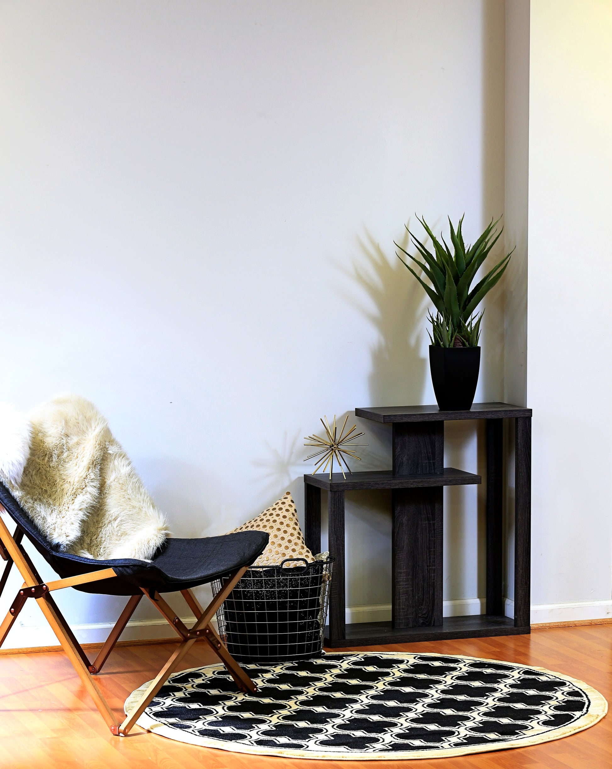 Yazd Contemporary Black Geometric Medium Pile Rug