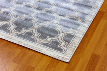 Yazd Traditional Grey/Ivory Classic Medium Pile Rug