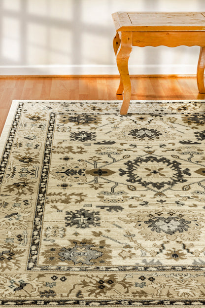 Yazd Traditional Ivory Classic Medium Pile Rug