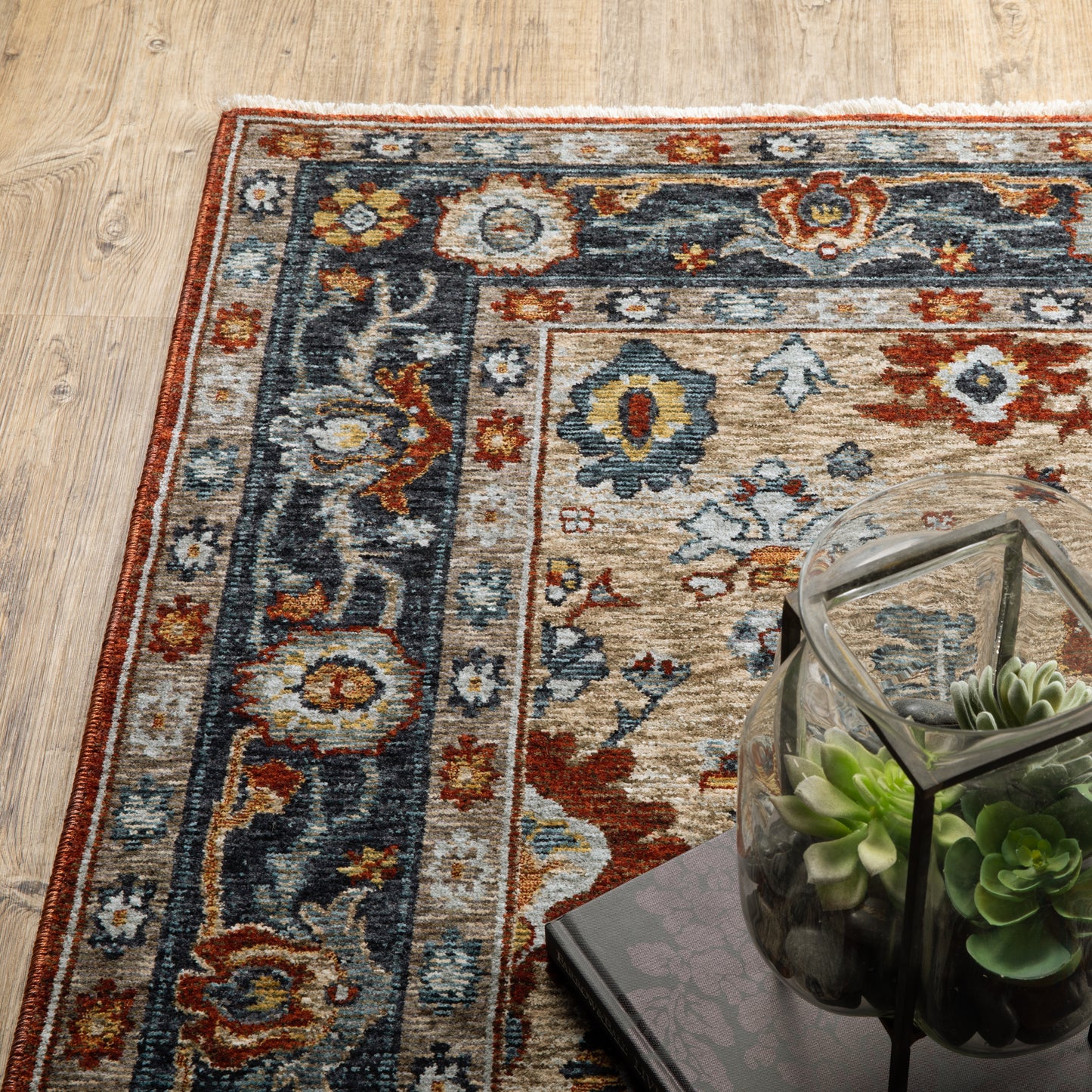 Aberdeen Medallion Red/ Blue Oriental Cut Pile Rug
