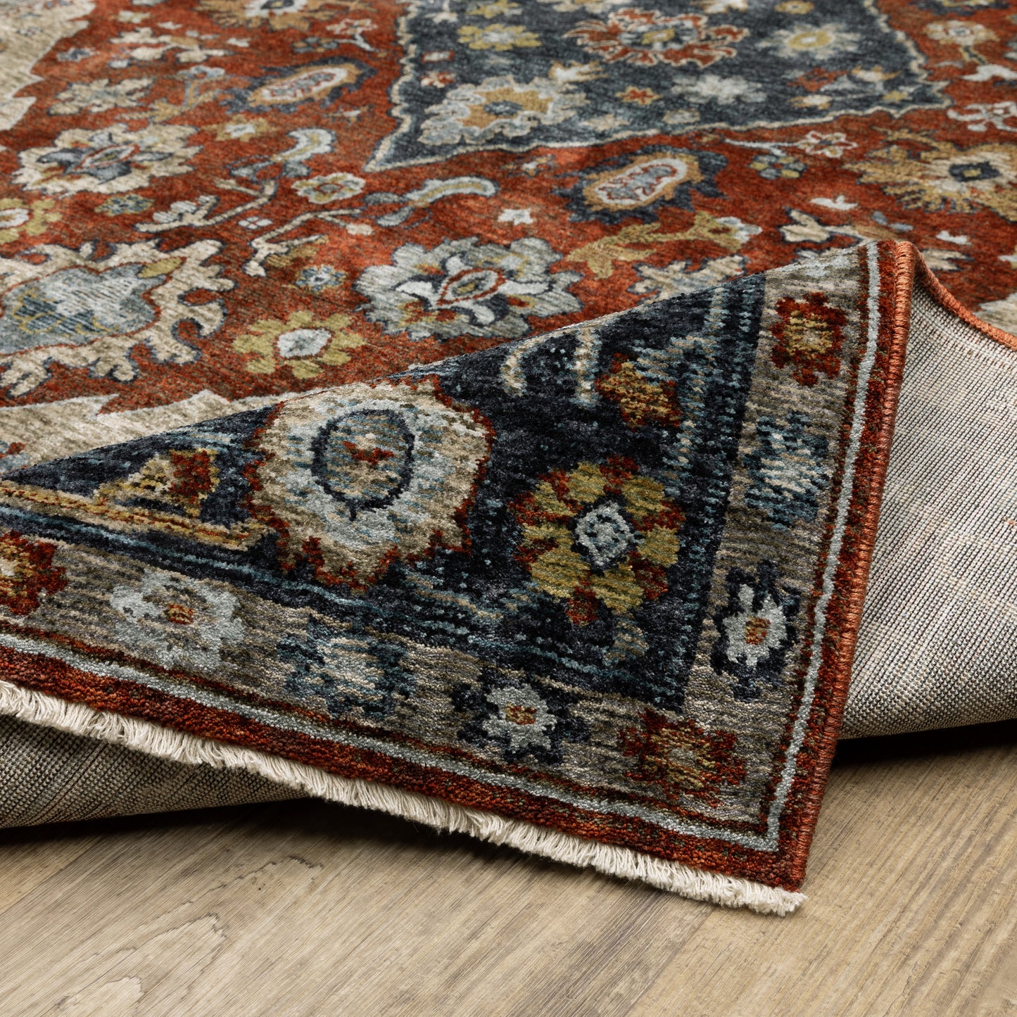 Aberdeen Medallion Red/ Blue Oriental Cut Pile Rug