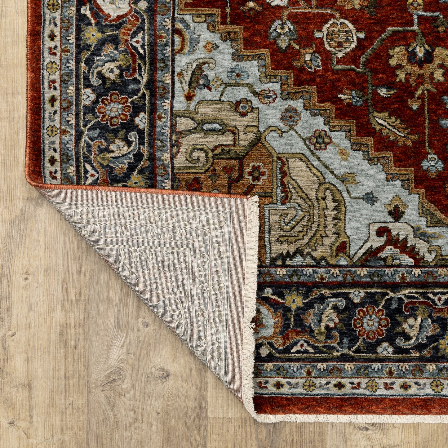 Aberdeen Medallion Red/ Blue Oriental Cut Pile Rug