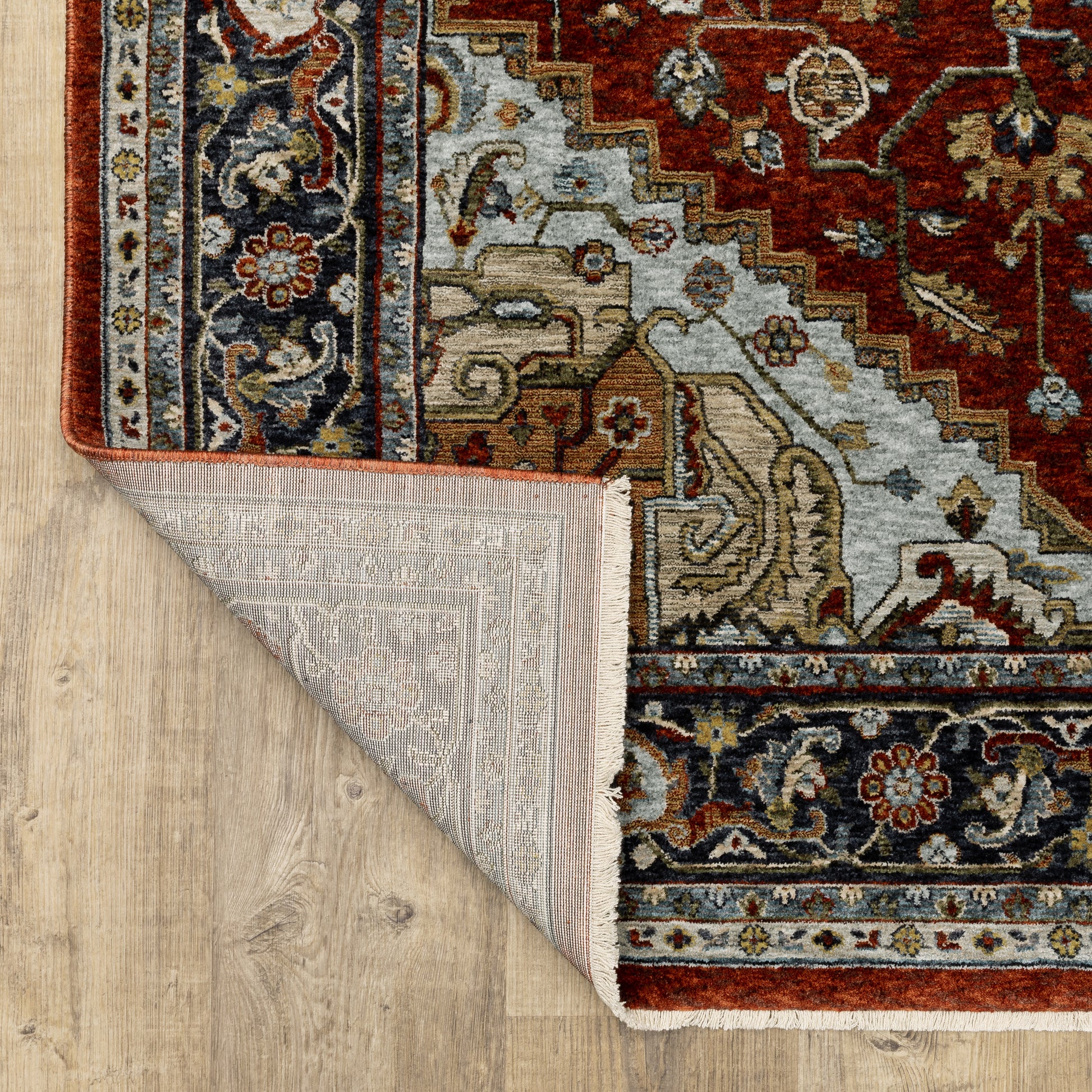 Aberdeen Medallion Red/ Blue Oriental Cut Pile Rug