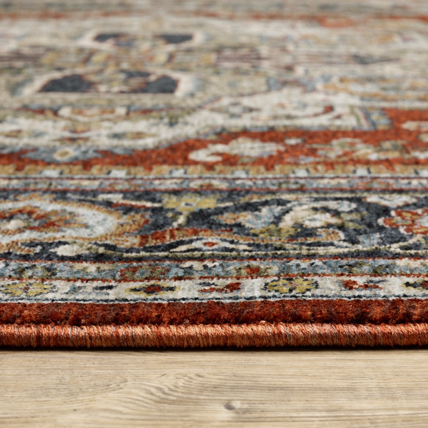 Aberdeen Medallion Red/ Blue Oriental Cut Pile Rug