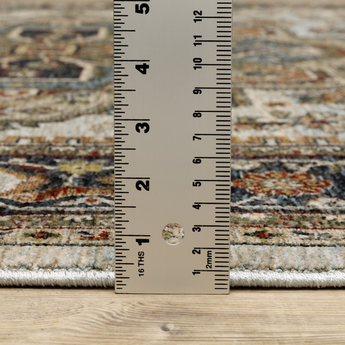 Aberdeen Medallion Ivory/ Blue Oriental Cut Pile Rug
