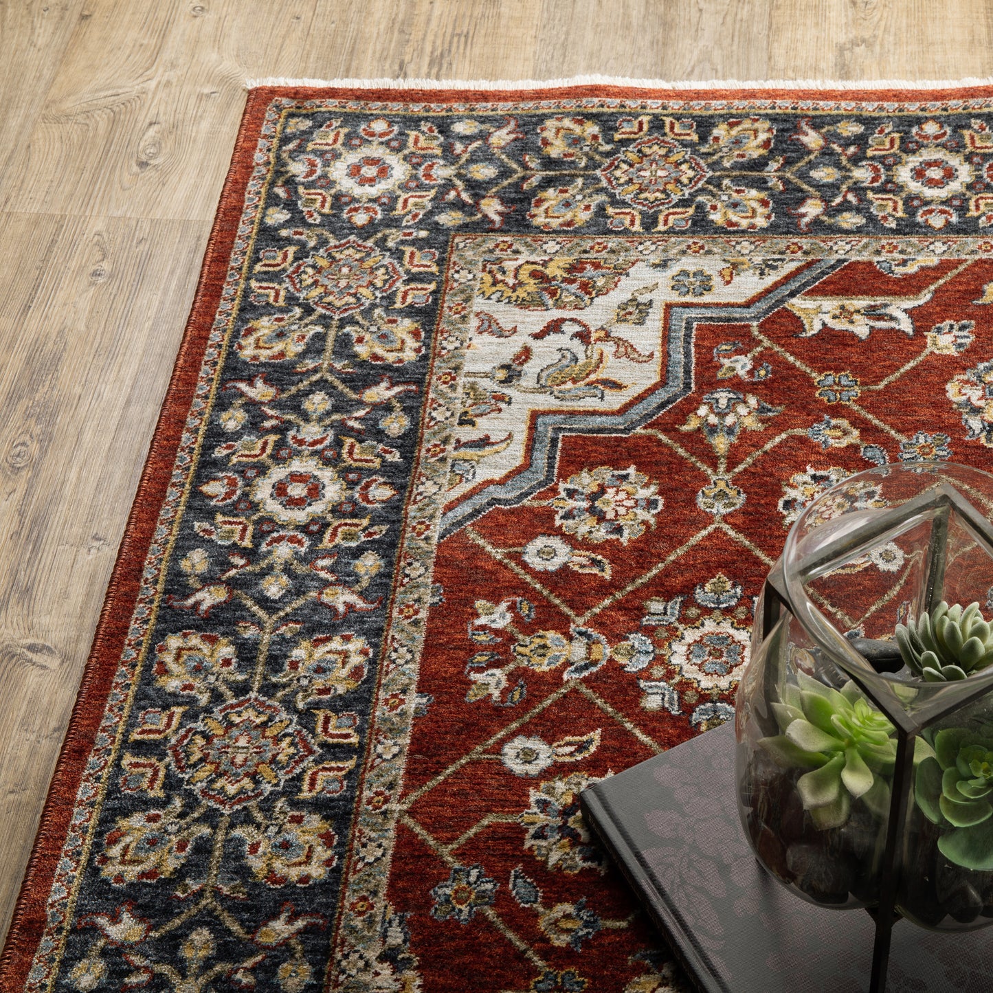 Aberdeen Medallion Red/ Blue Oriental Cut Pile Rug