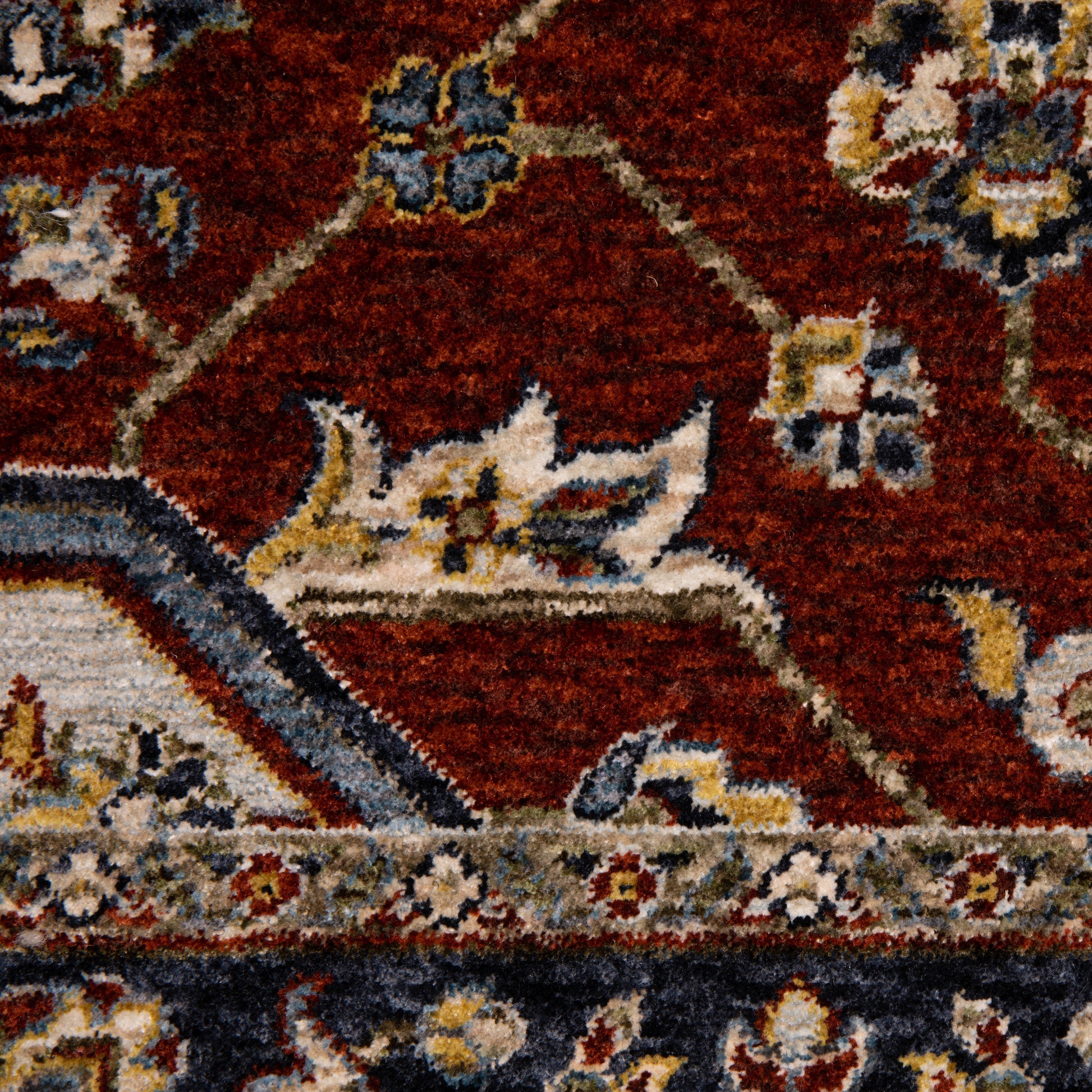 Aberdeen Medallion Red/ Blue Oriental Cut Pile Rug