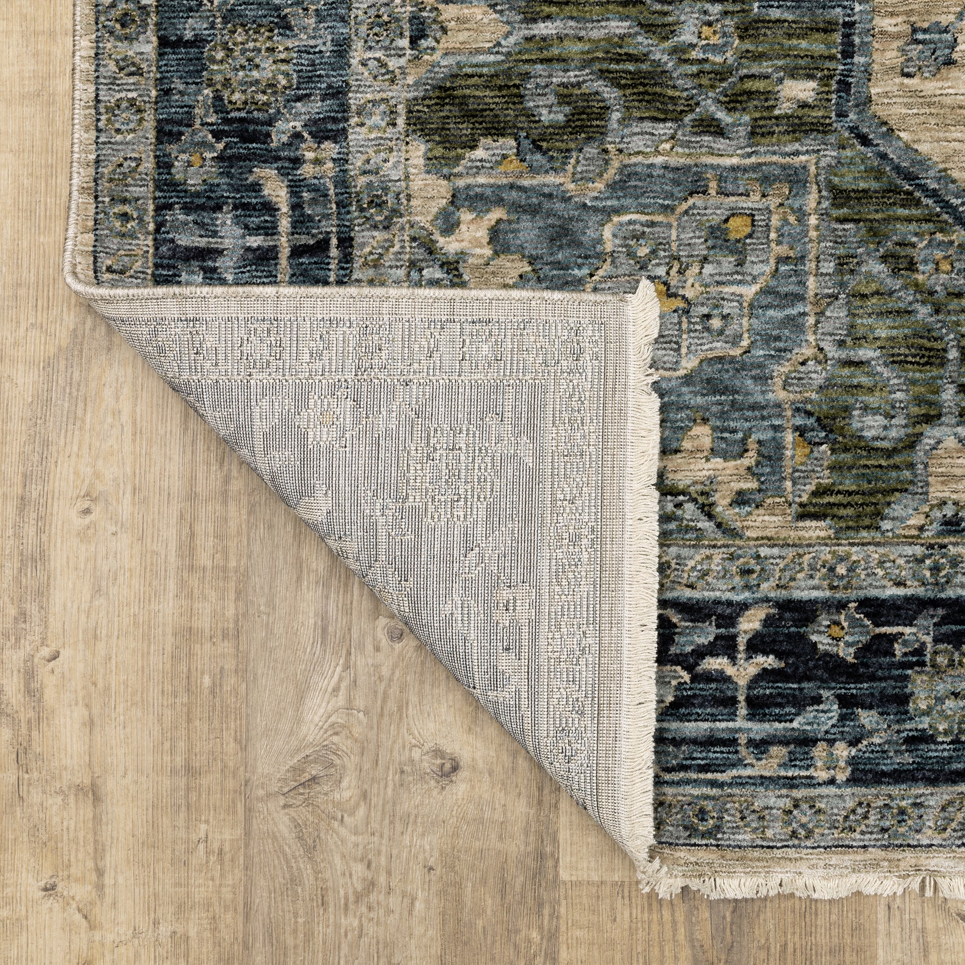 Aberdeen Medallion Blue/ Beige Oriental Cut Pile Rug