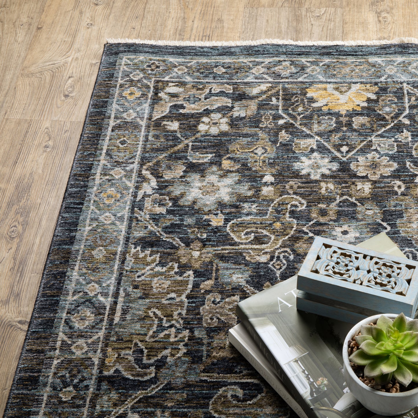 Aberdeen Floral Blue/ Blue Oriental Cut Pile Rug