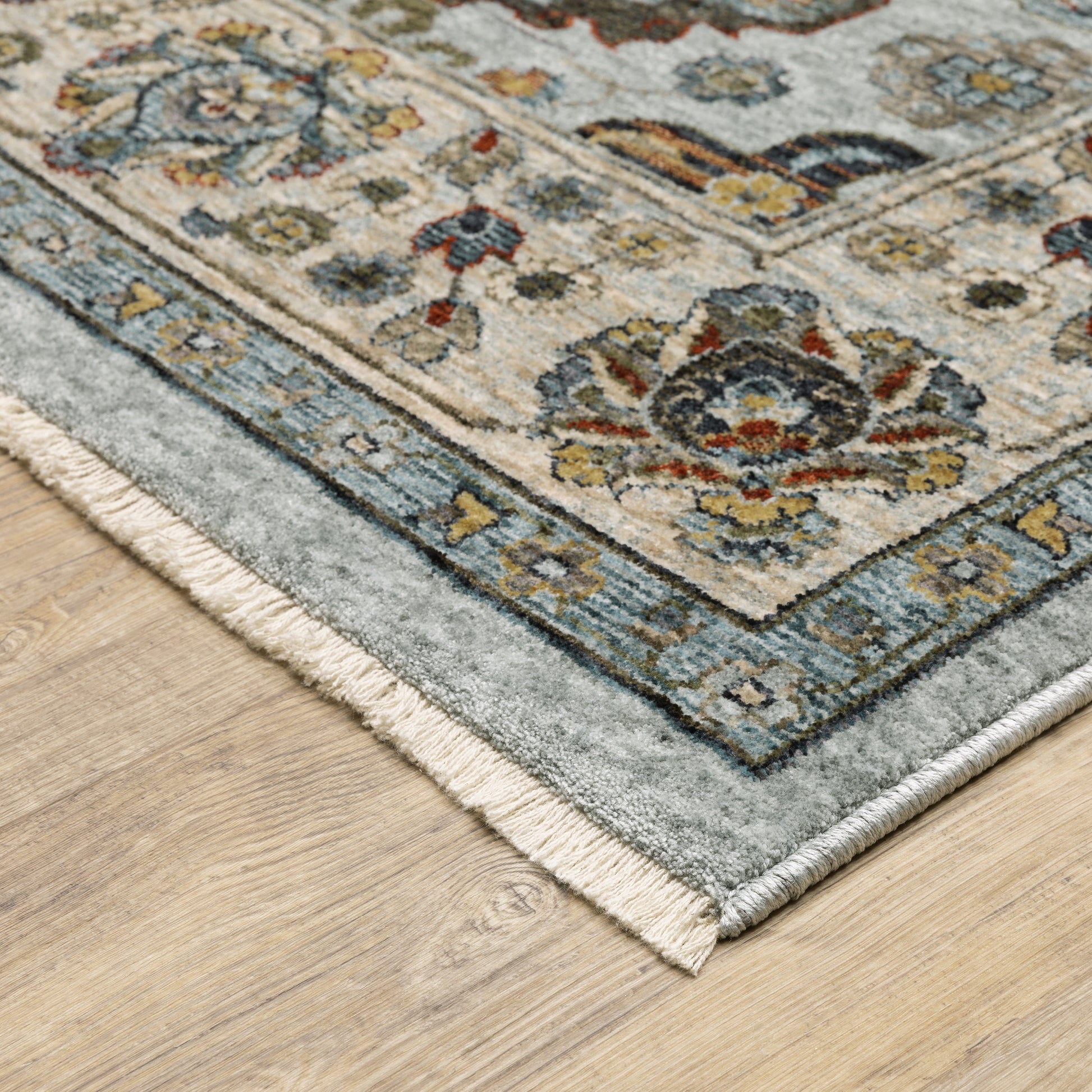 Aberdeen Floral Blue/ Ivory Oriental Cut Pile Rug