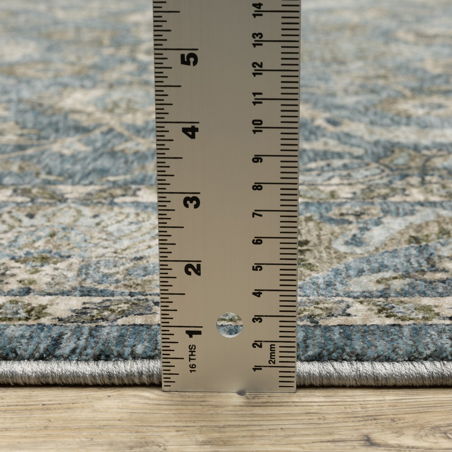 Aberdeen Floral Blue/ Beige Oriental Cut Pile Rug
