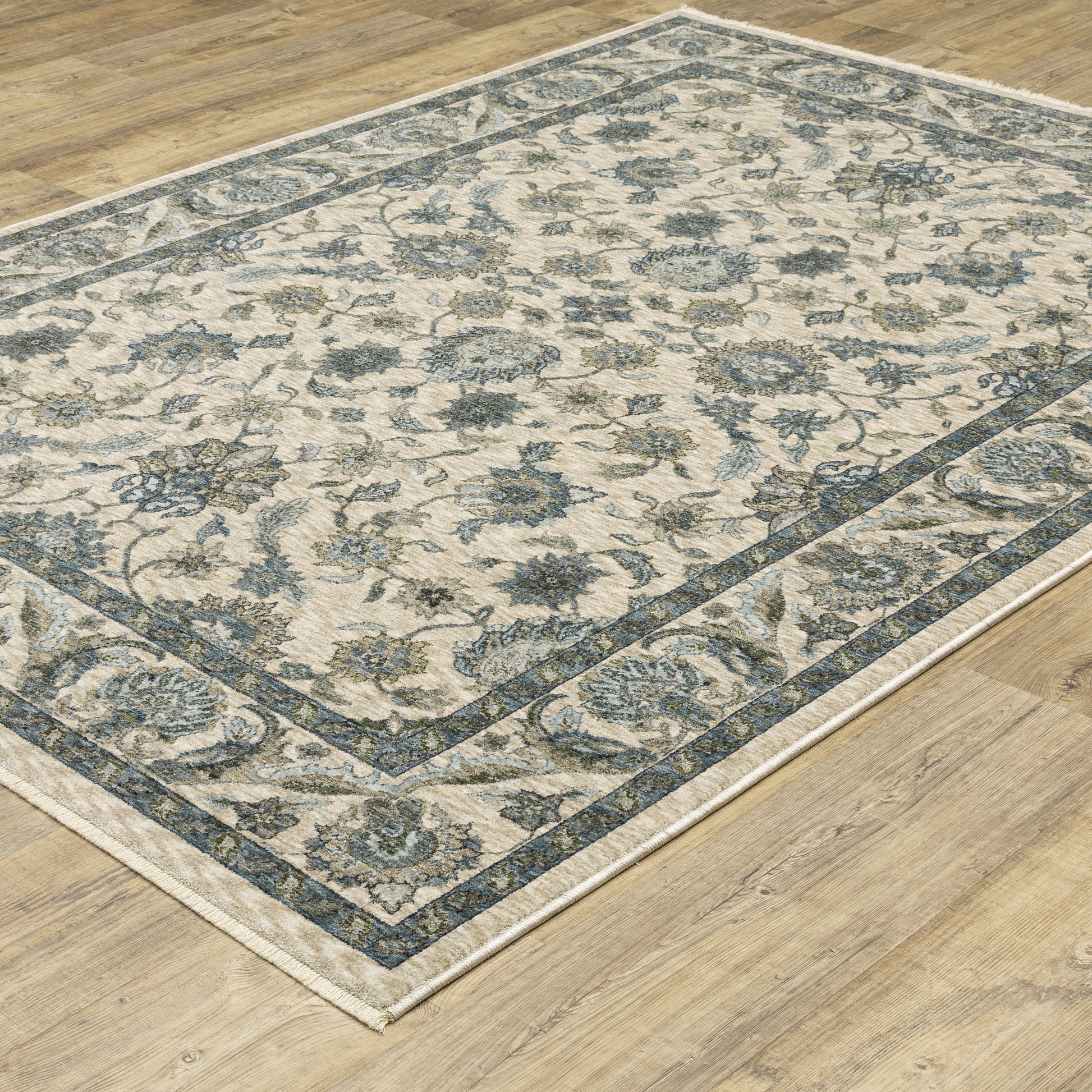 Aberdeen Floral Beige/ Blue Oriental Cut Pile Rug