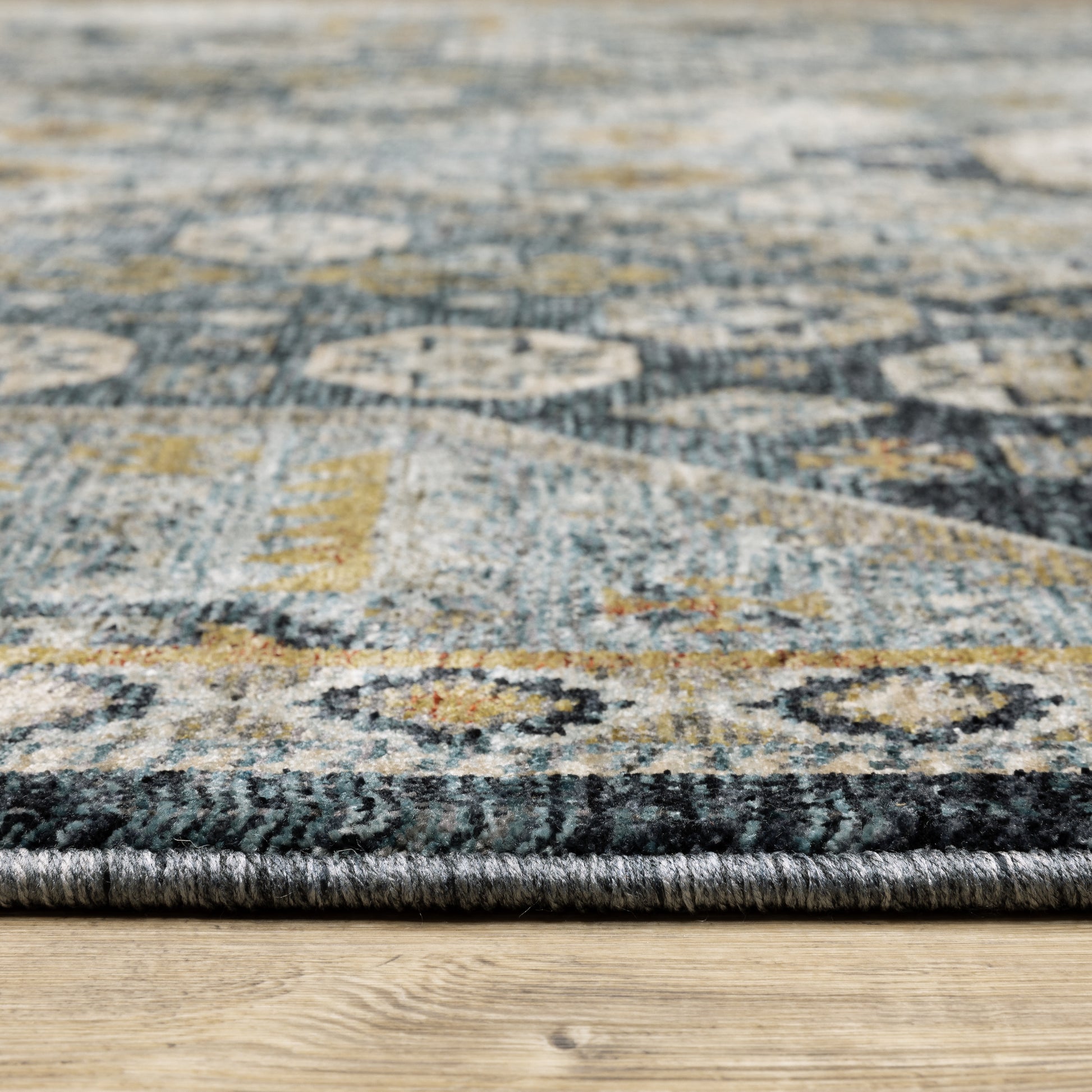 Aberdeen Medallion Blue/ Gold Oriental Cut Pile Rug