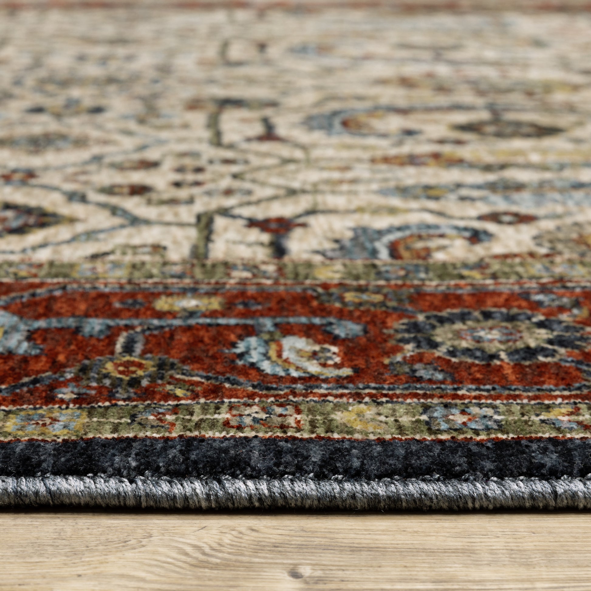 Aberdeen Floral Ivory/ Red Oriental Cut Pile Rug