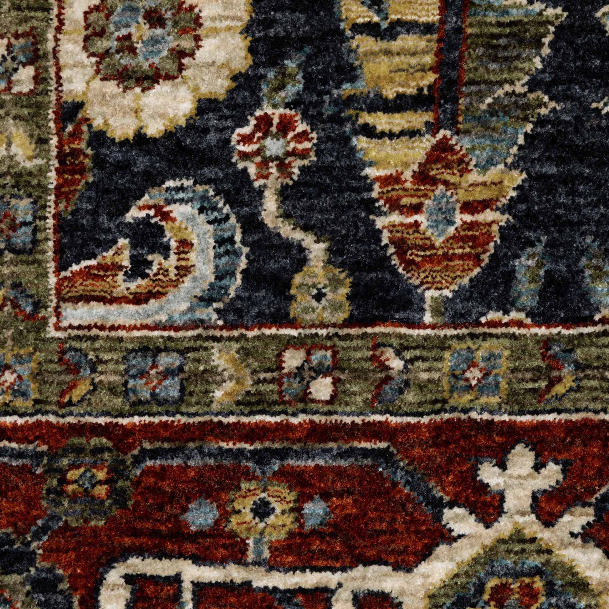 Aberdeen Floral Ivory/ Red Oriental Cut Pile Rug