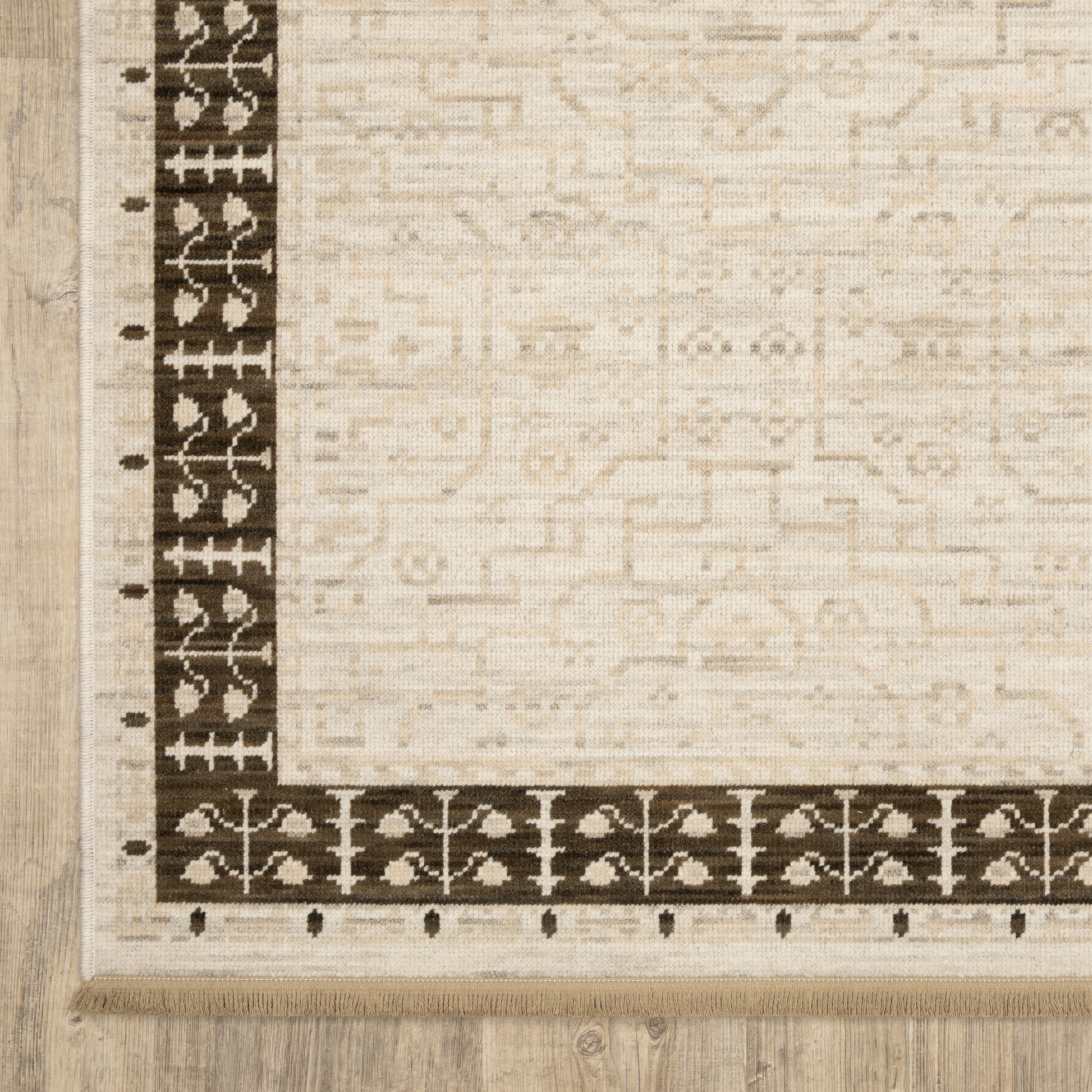 Acacia Distressed Beige/ Brown Oriental Cut Pile Rug