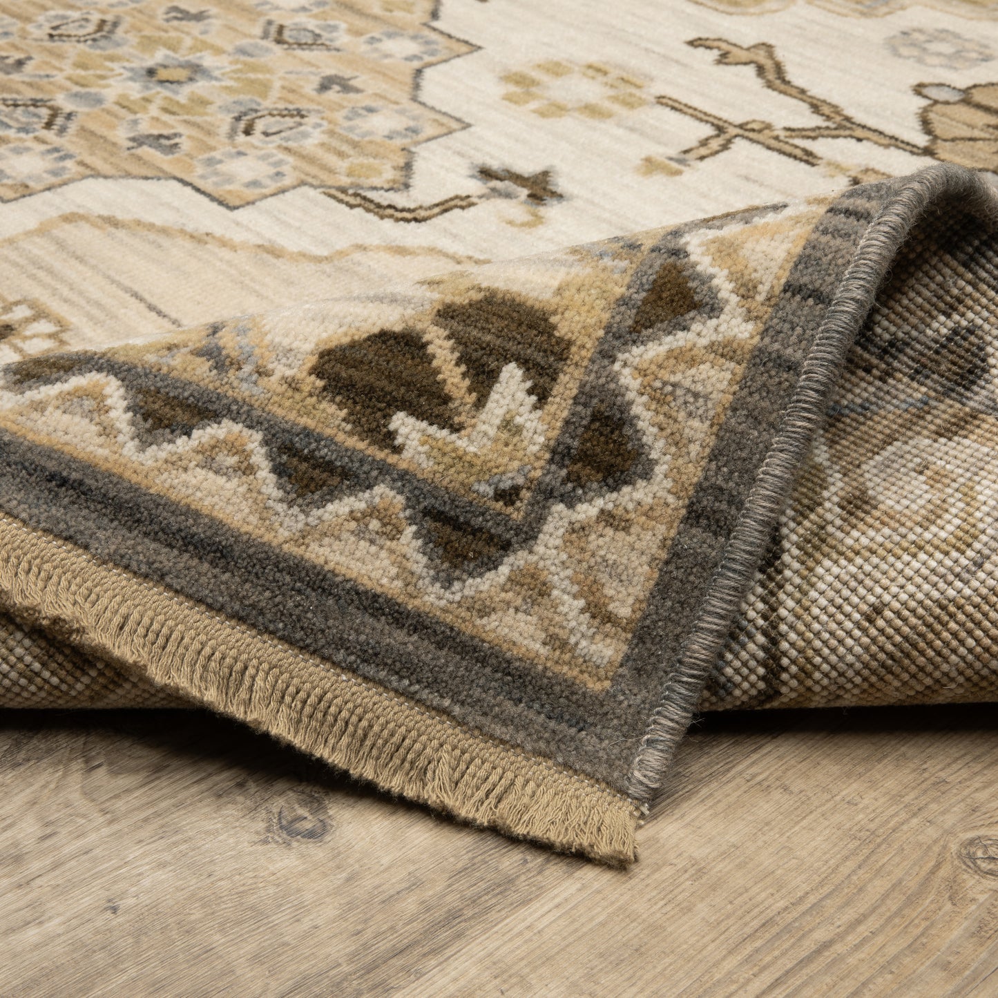 Acacia Medallion Tan/ Grey Floral Cut Pile Rug