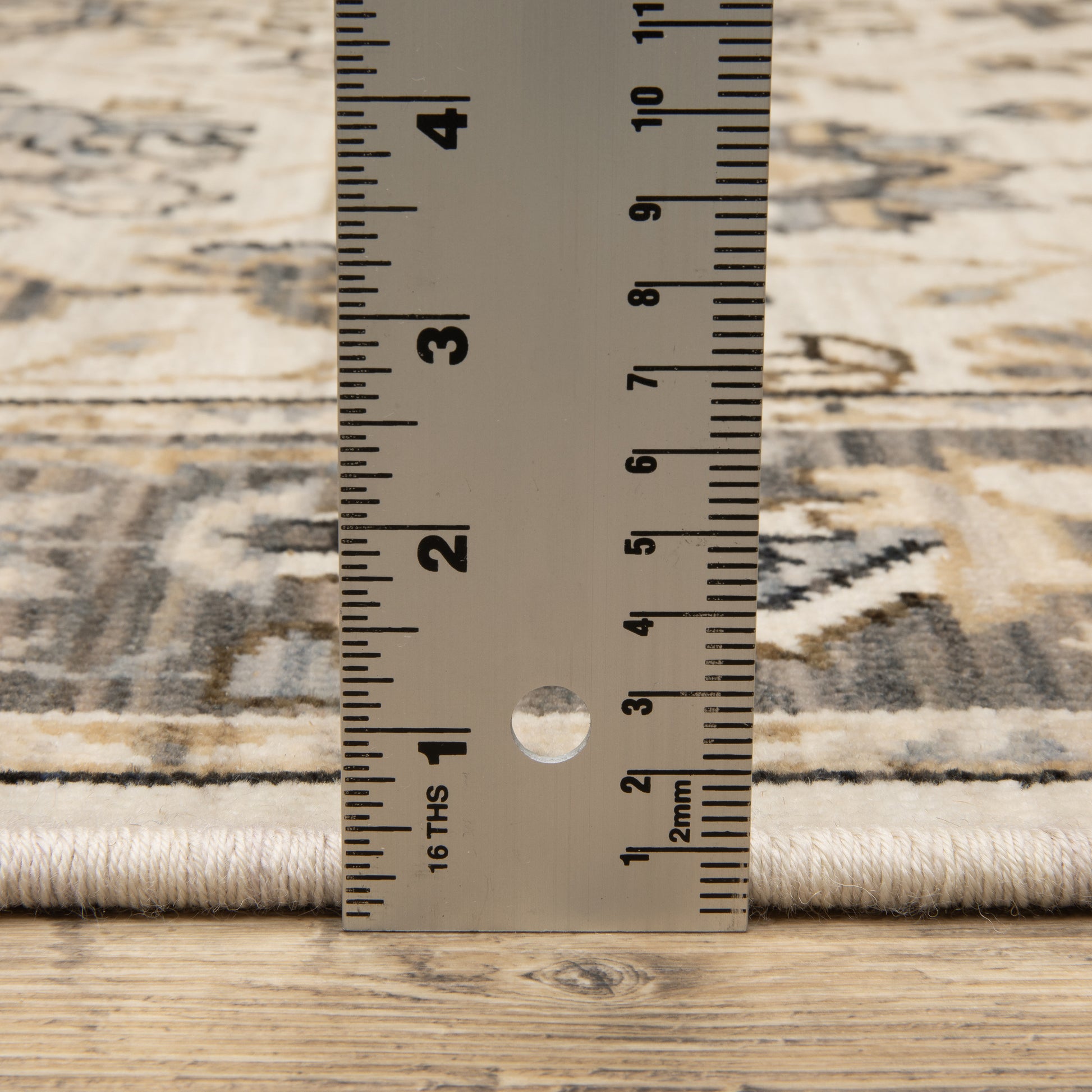 Acacia Floral Beige/ Grey Oriental Cut Pile Rug