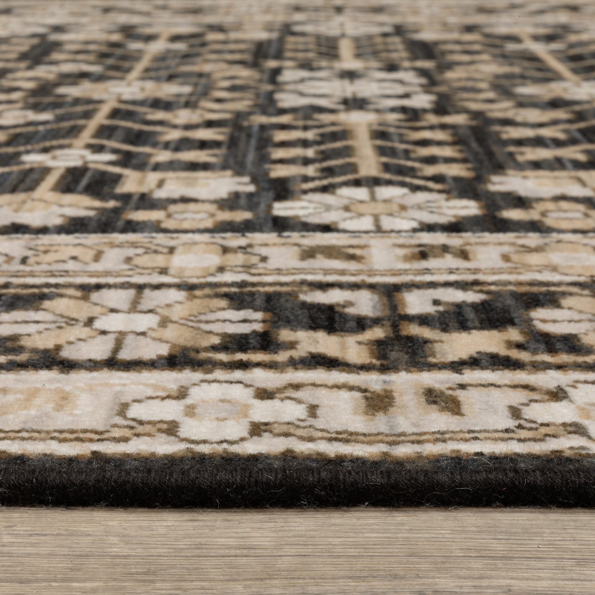 Acacia Oriental Black/ Beige Floral Cut Pile Rug