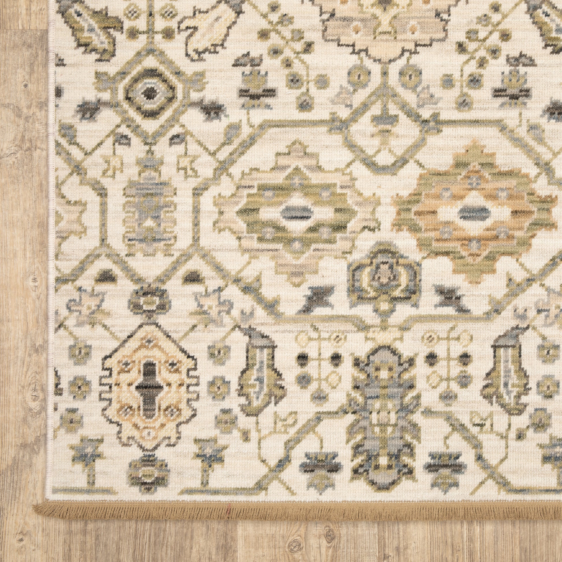Acacia Oriental Beige/ Tan Floral Cut Pile Rug