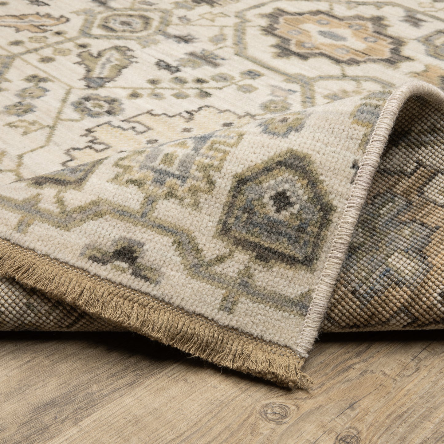 Acacia Oriental Beige/ Tan Floral Cut Pile Rug