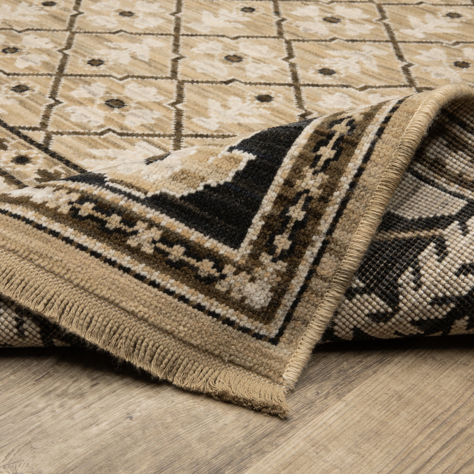 Acacia Geometric Tan/ Black Oriental Cut Pile Rug