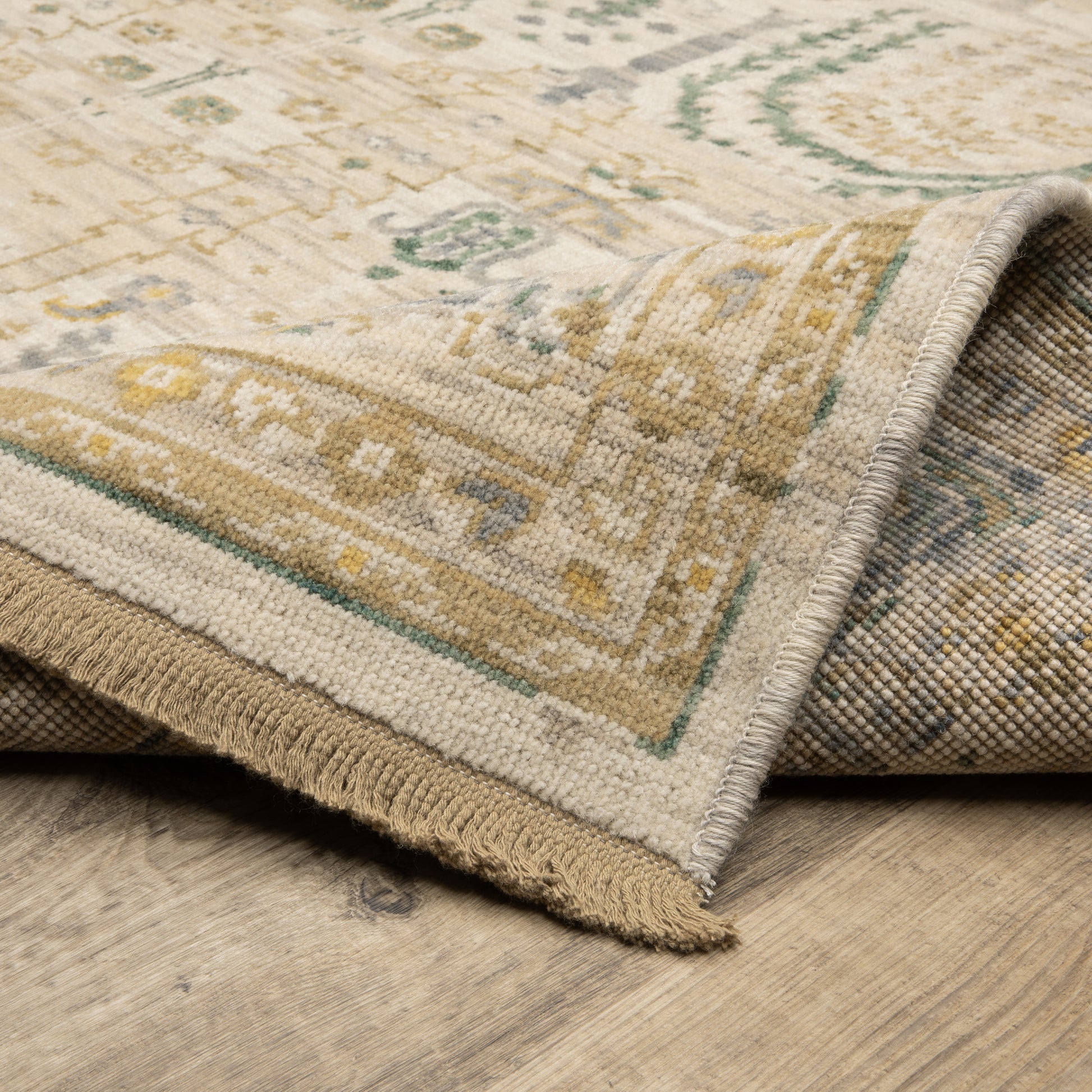 Acacia Floral Beige/ Green Oriental Cut Pile Rug